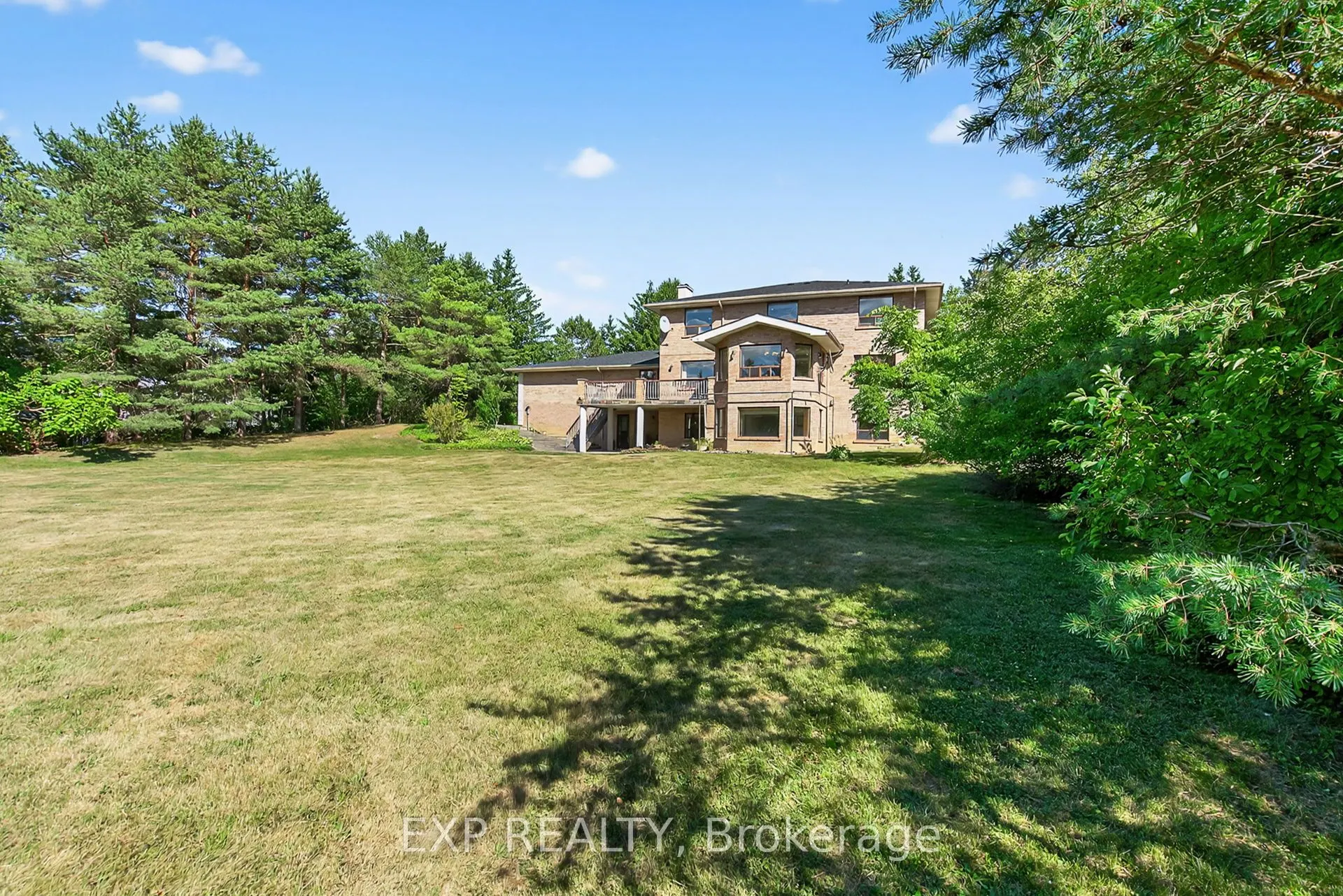 315 Stephanie Boulevard