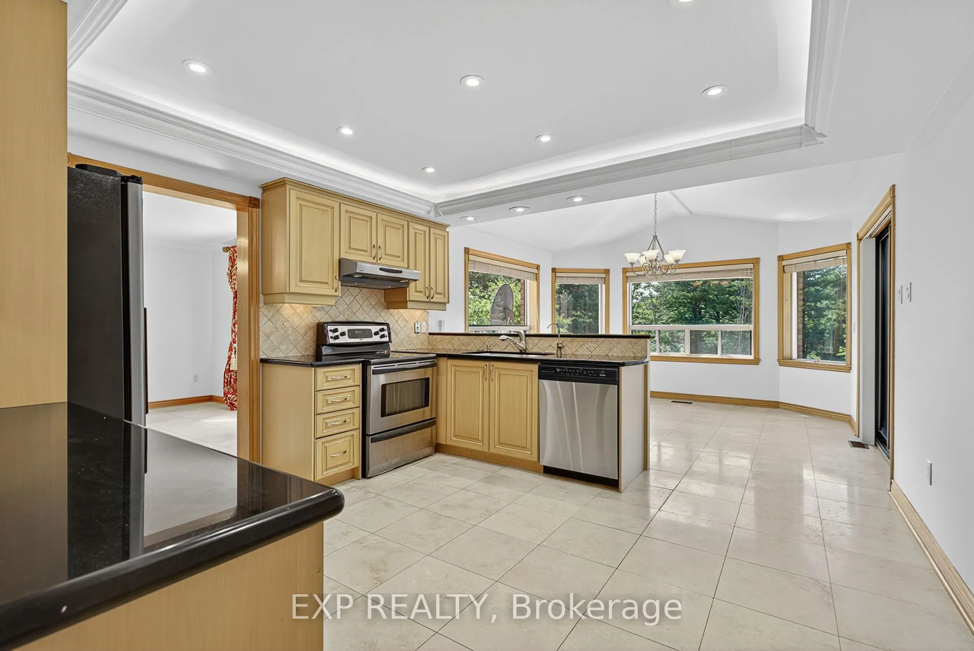 315 Stephanie Boulevard