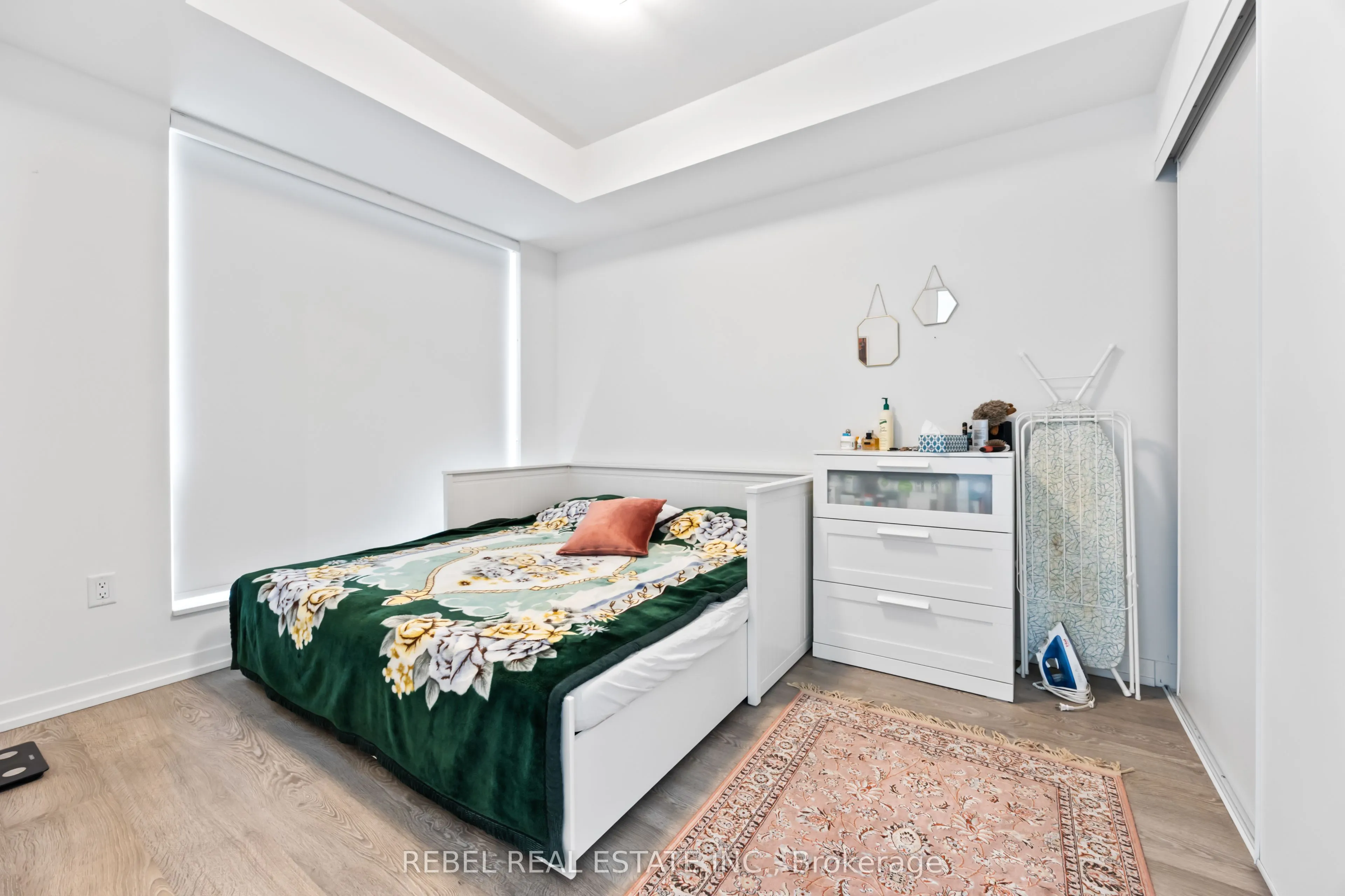 8868 Yonge Street, #1001E