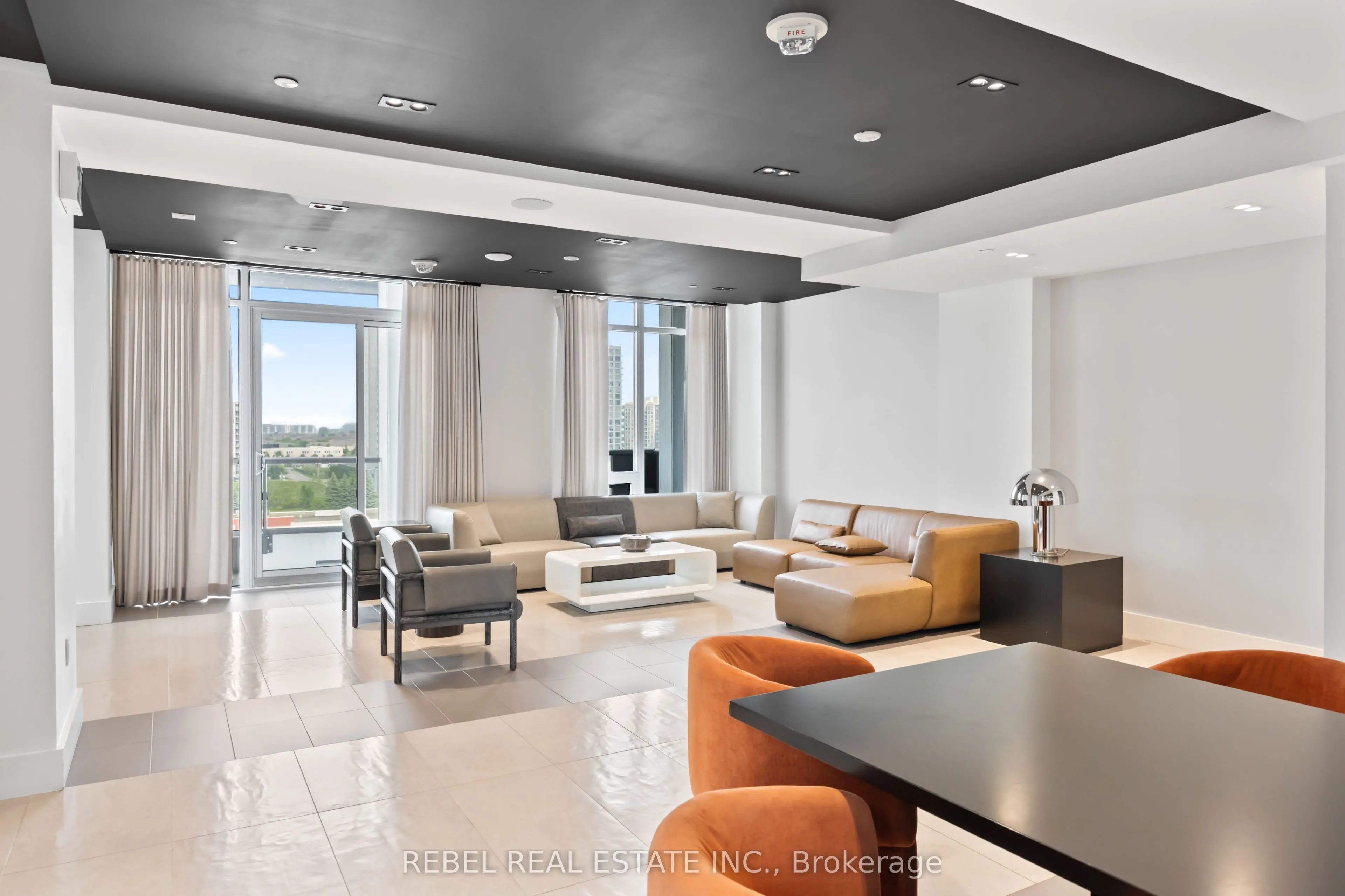 8868 Yonge Street, #1001E