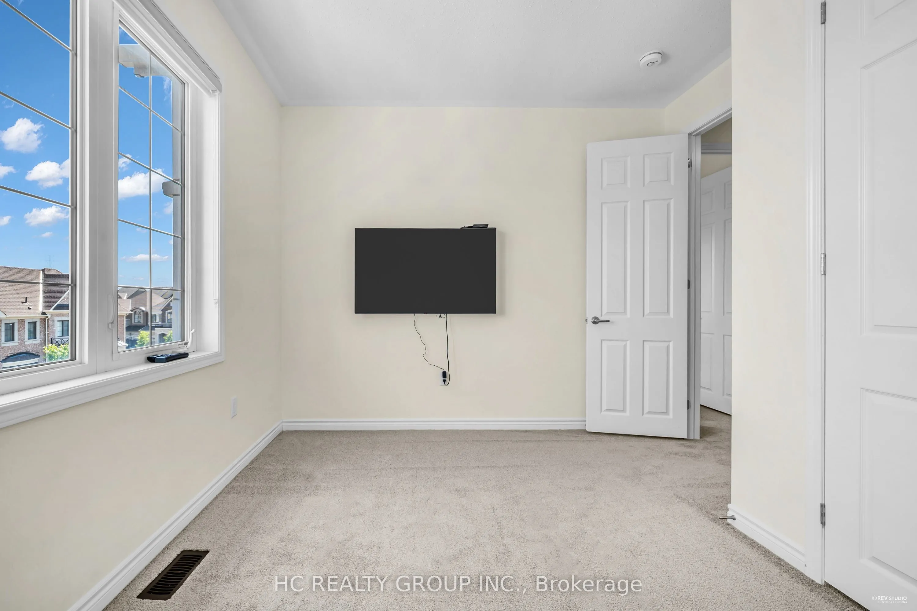 50 Faust Ridge