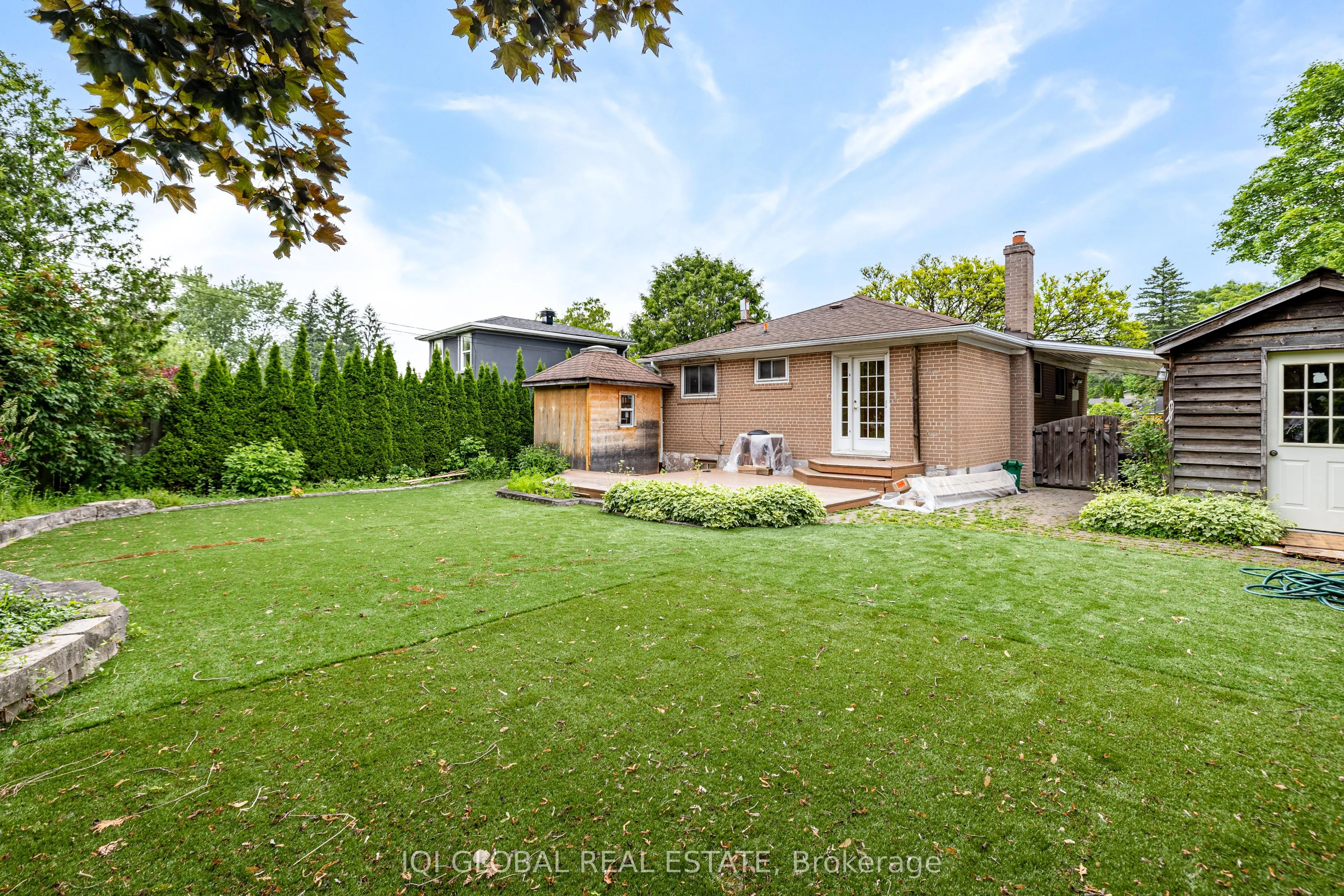 10 Holman Crescent, #Main Floor