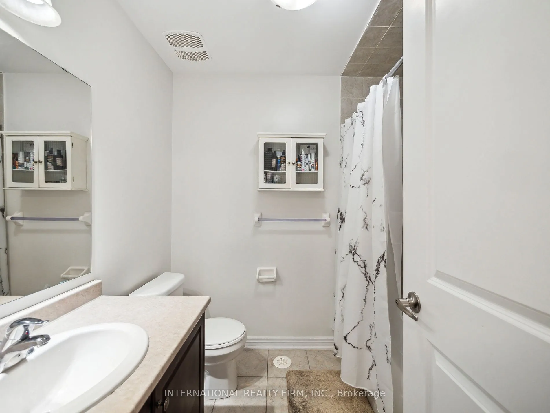 9621 Jane Street, #14