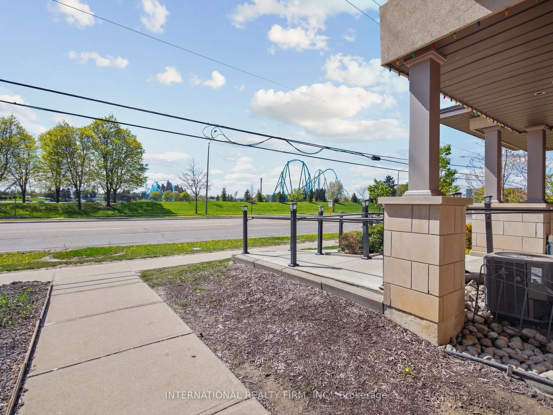 9621 Jane Street, #14
