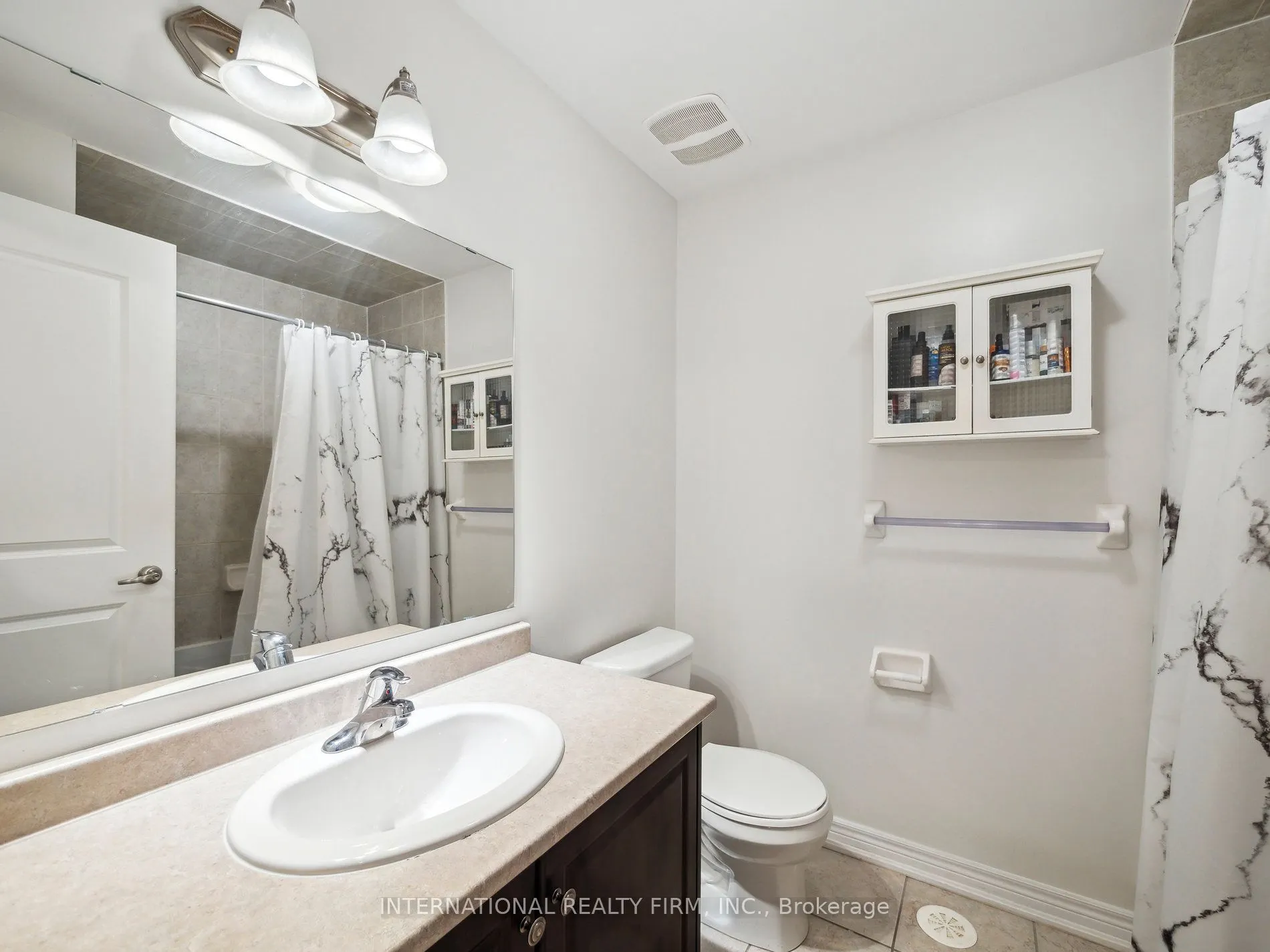 9621 Jane Street, #14