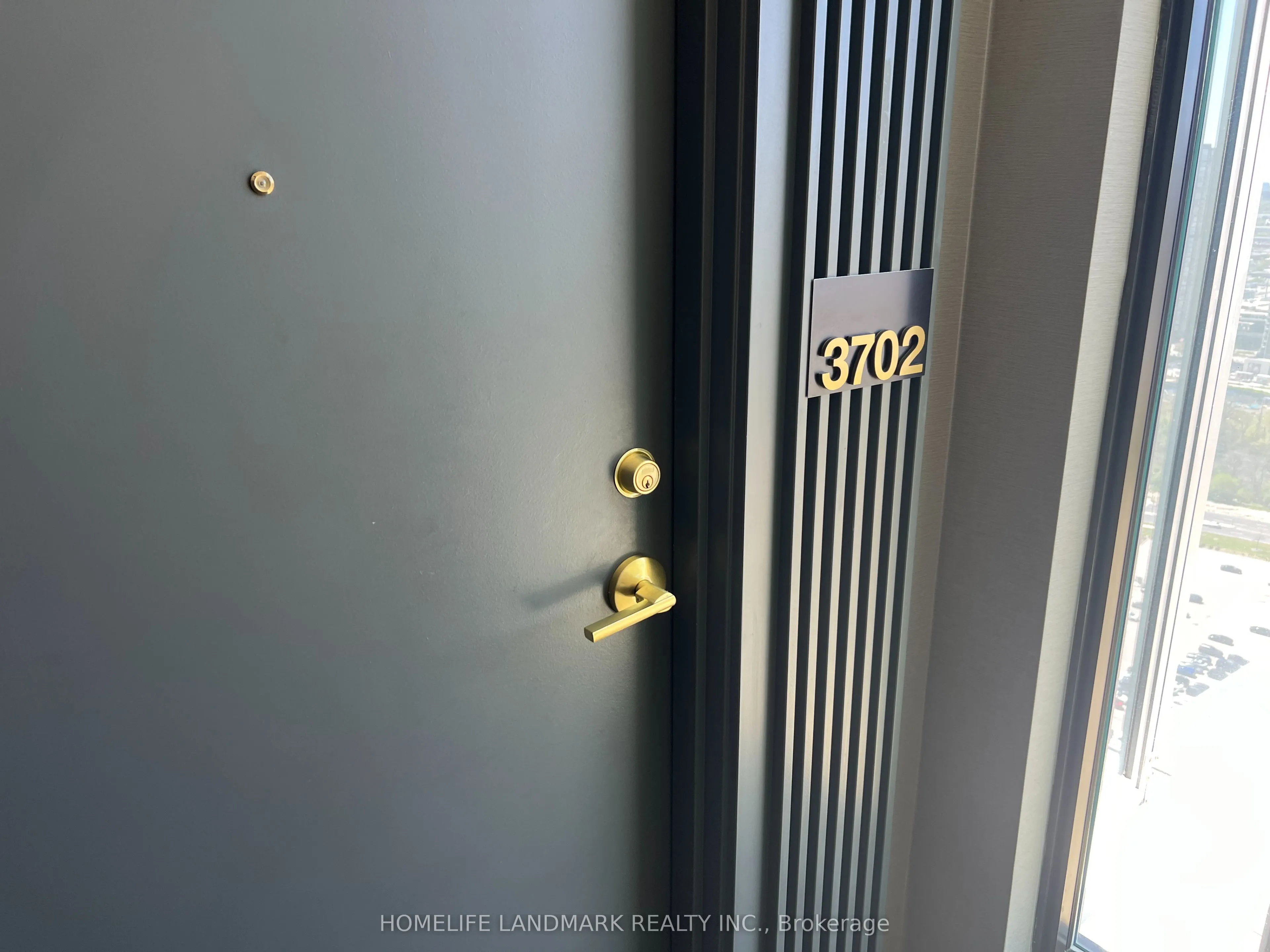 5 Buttermill Avenue, #3702