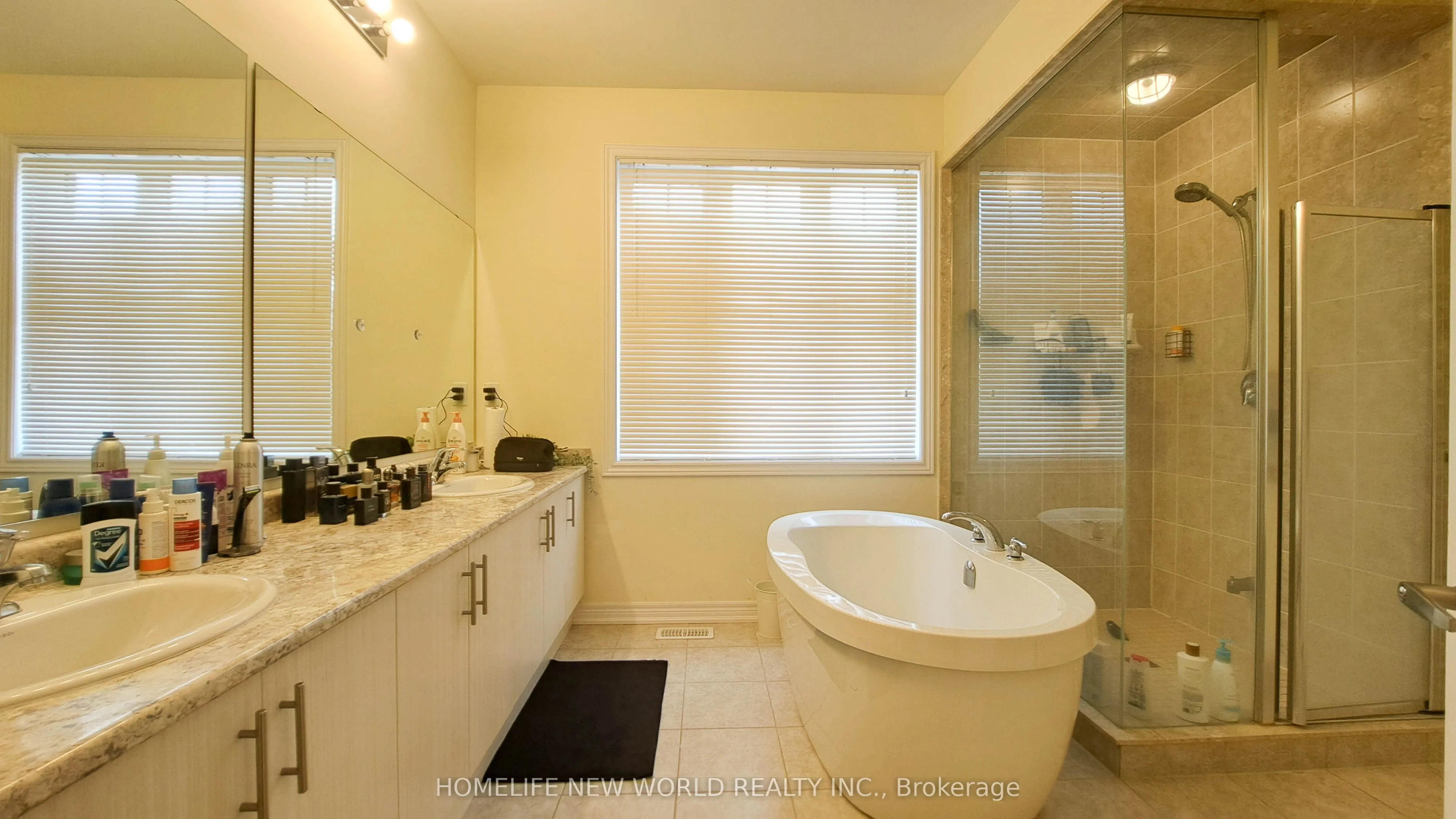 2 Falconridge Terrace