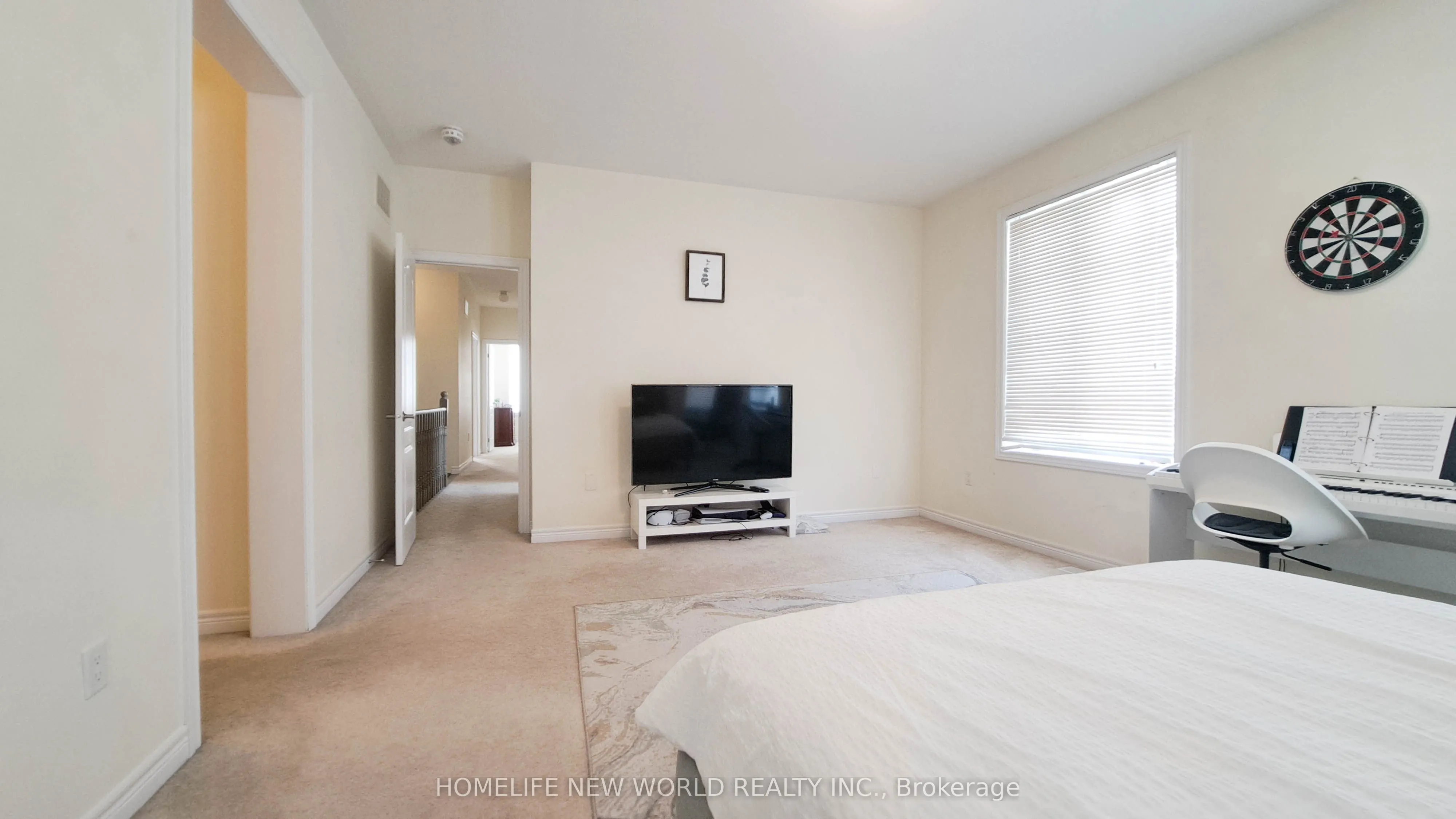 2 Falconridge Terrace