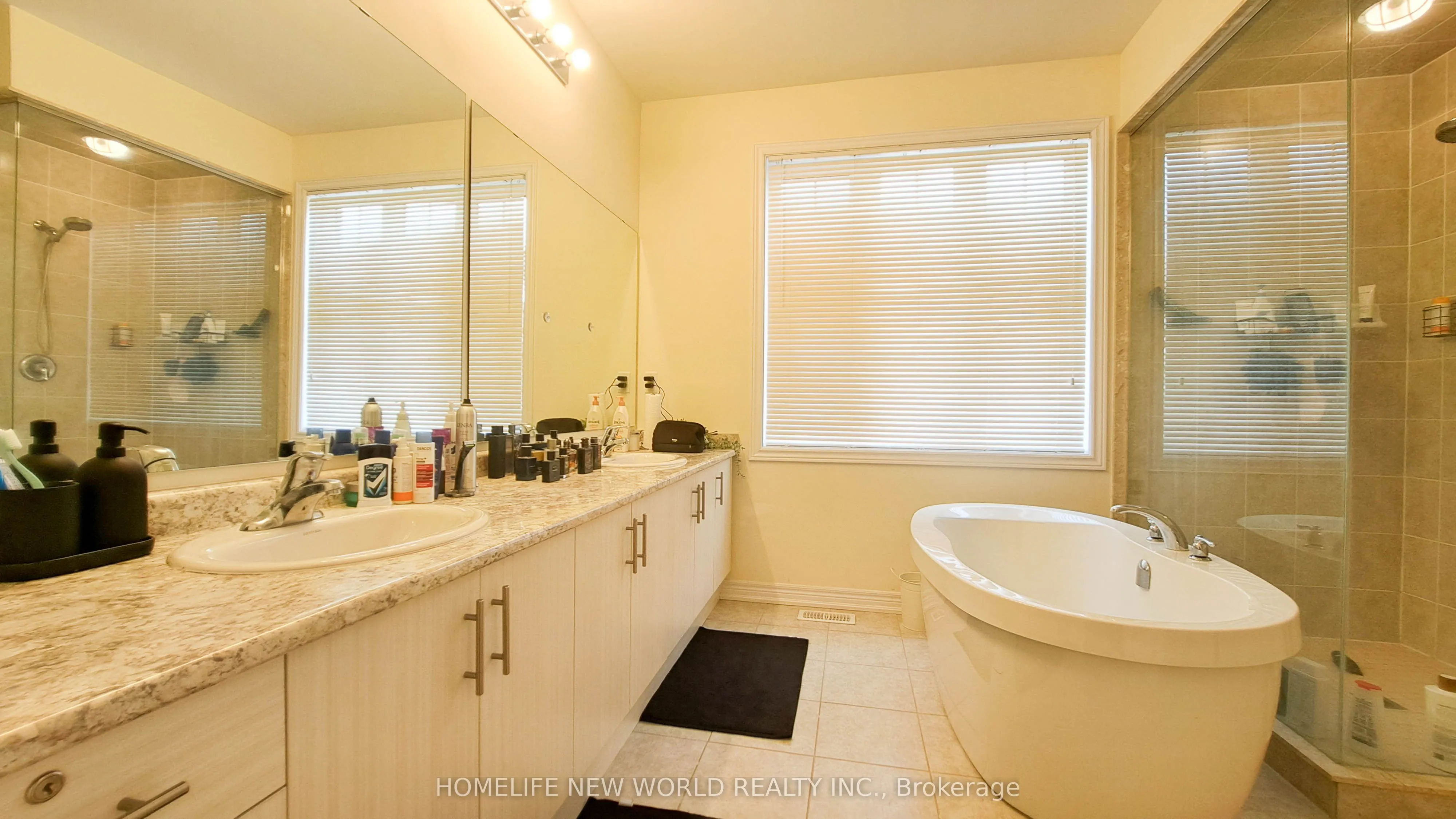 2 Falconridge Terrace