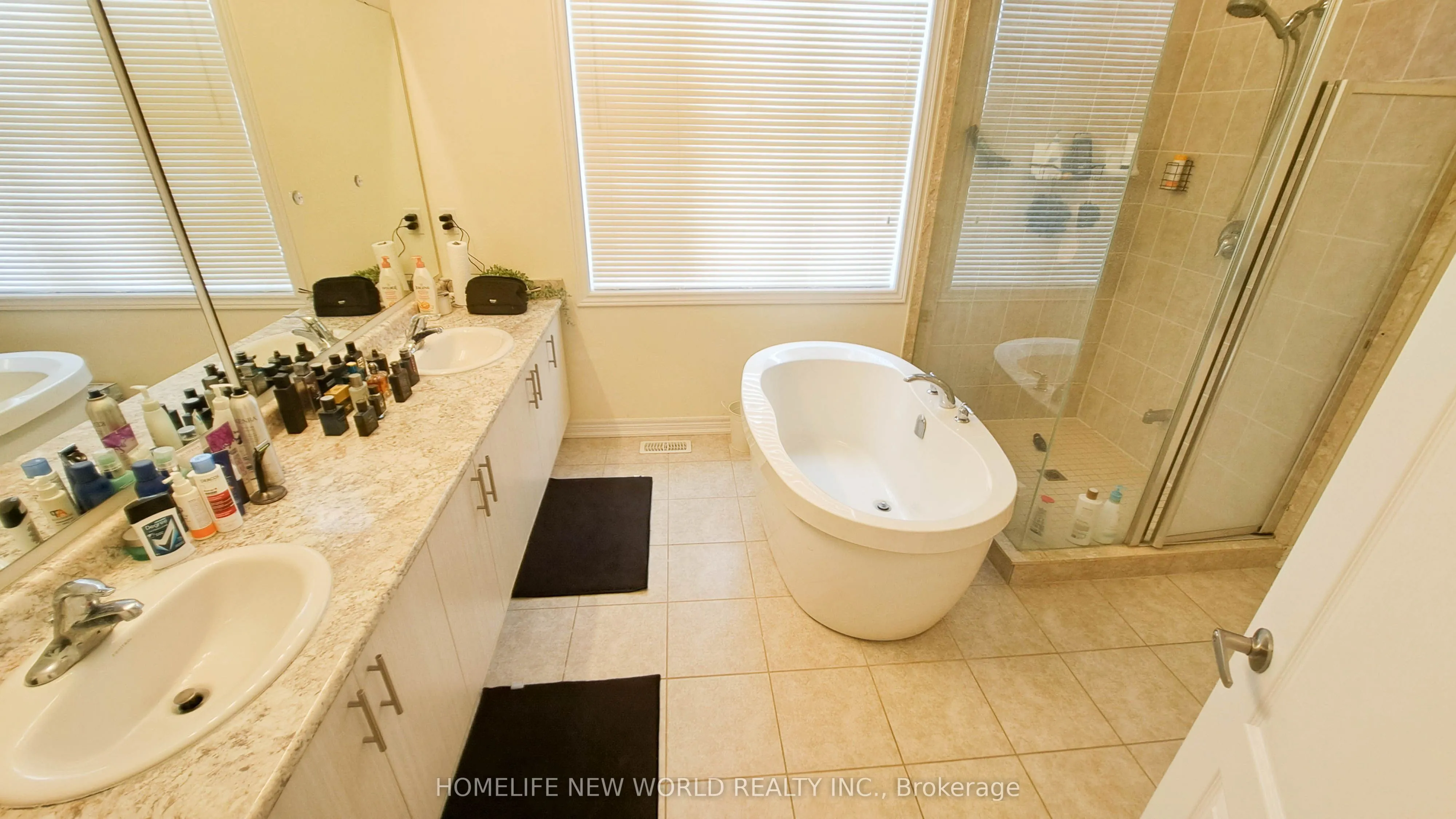2 Falconridge Terrace