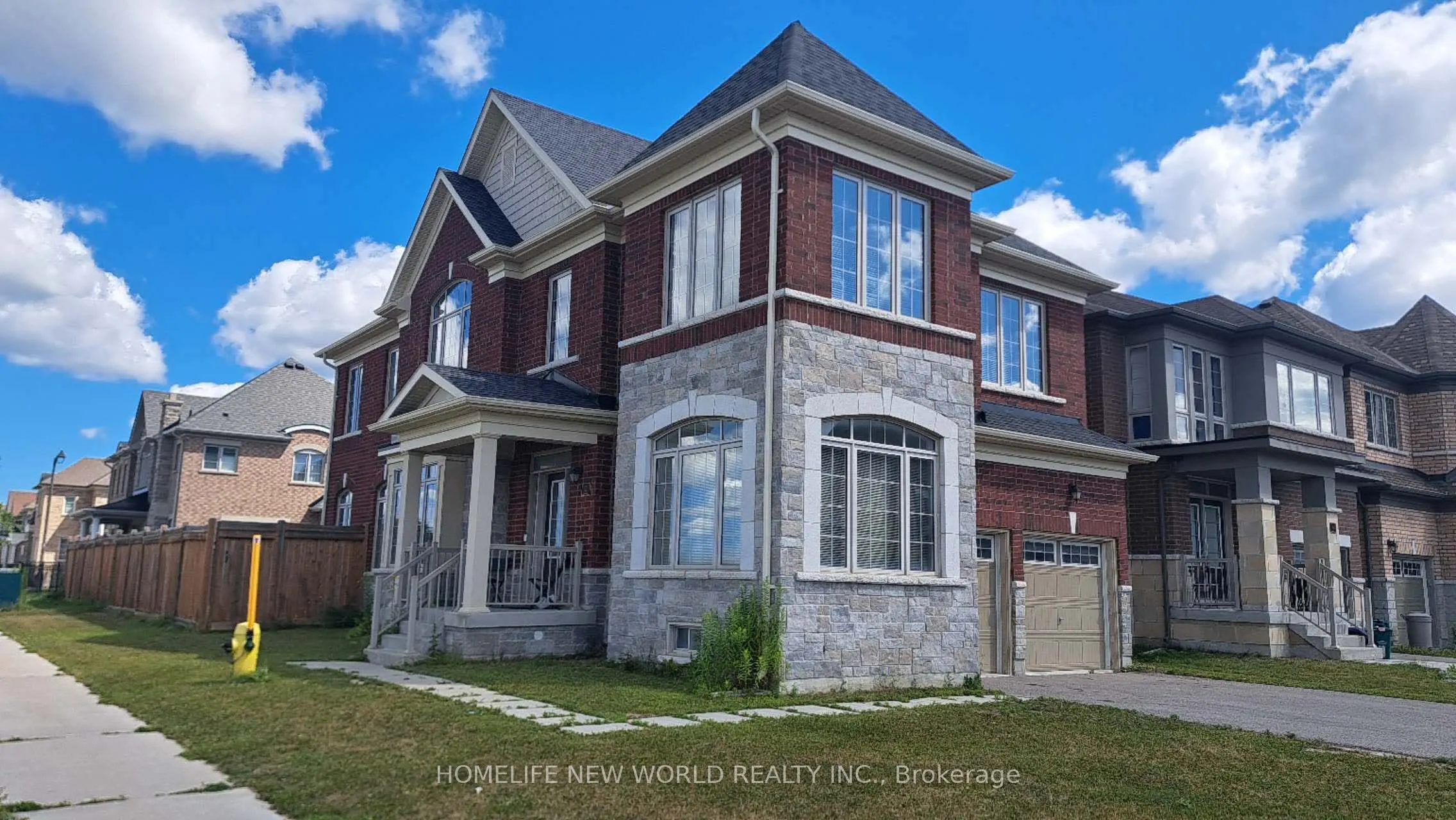 2 Falconridge Terrace