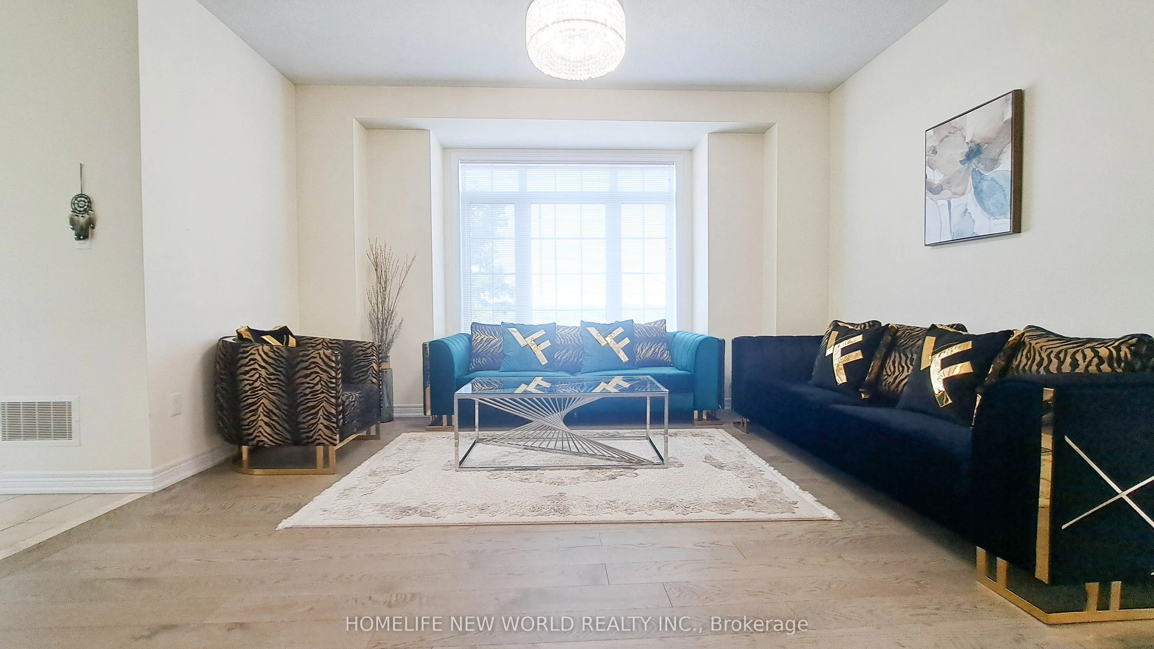2 Falconridge Terrace