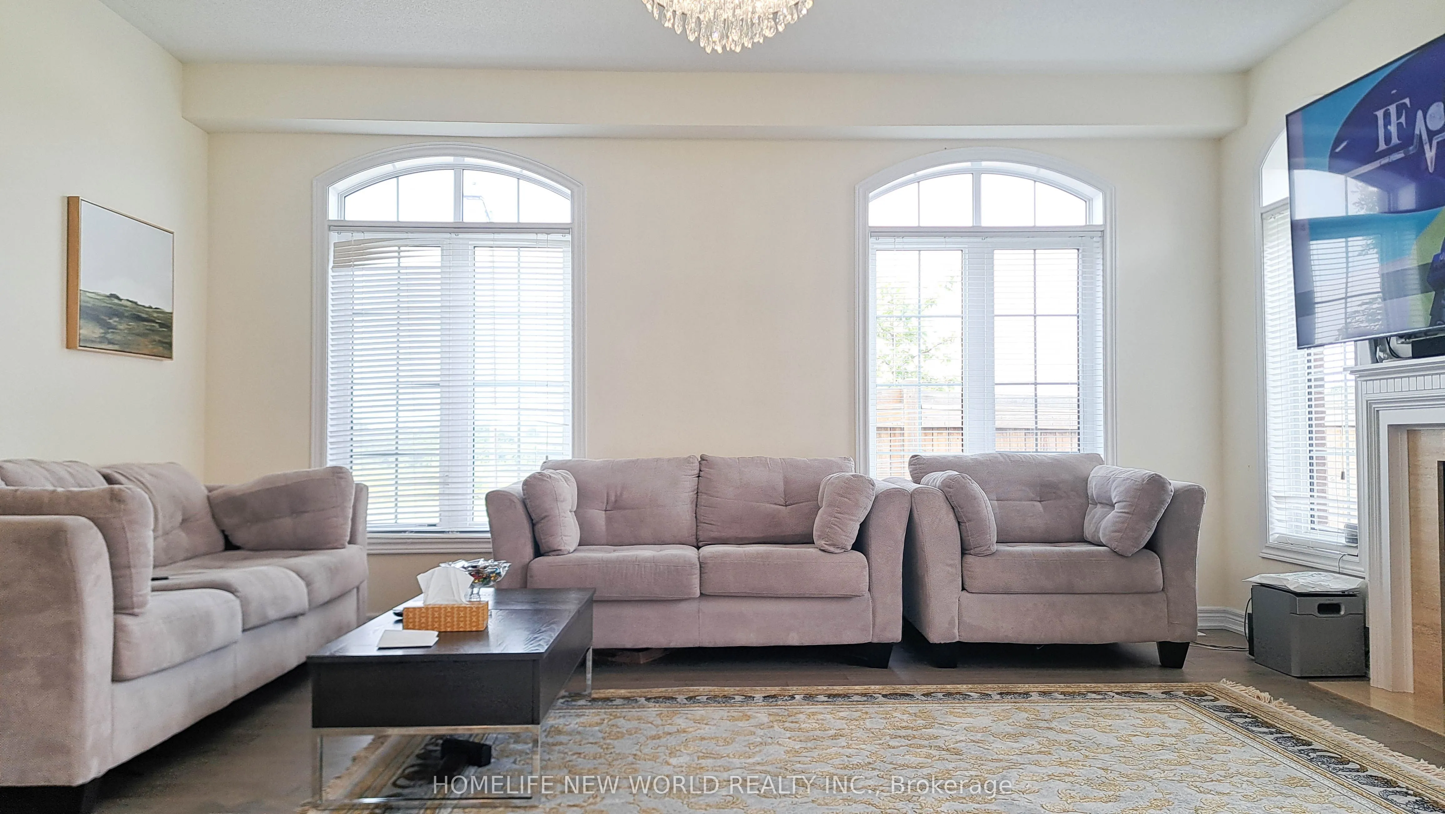 2 Falconridge Terrace