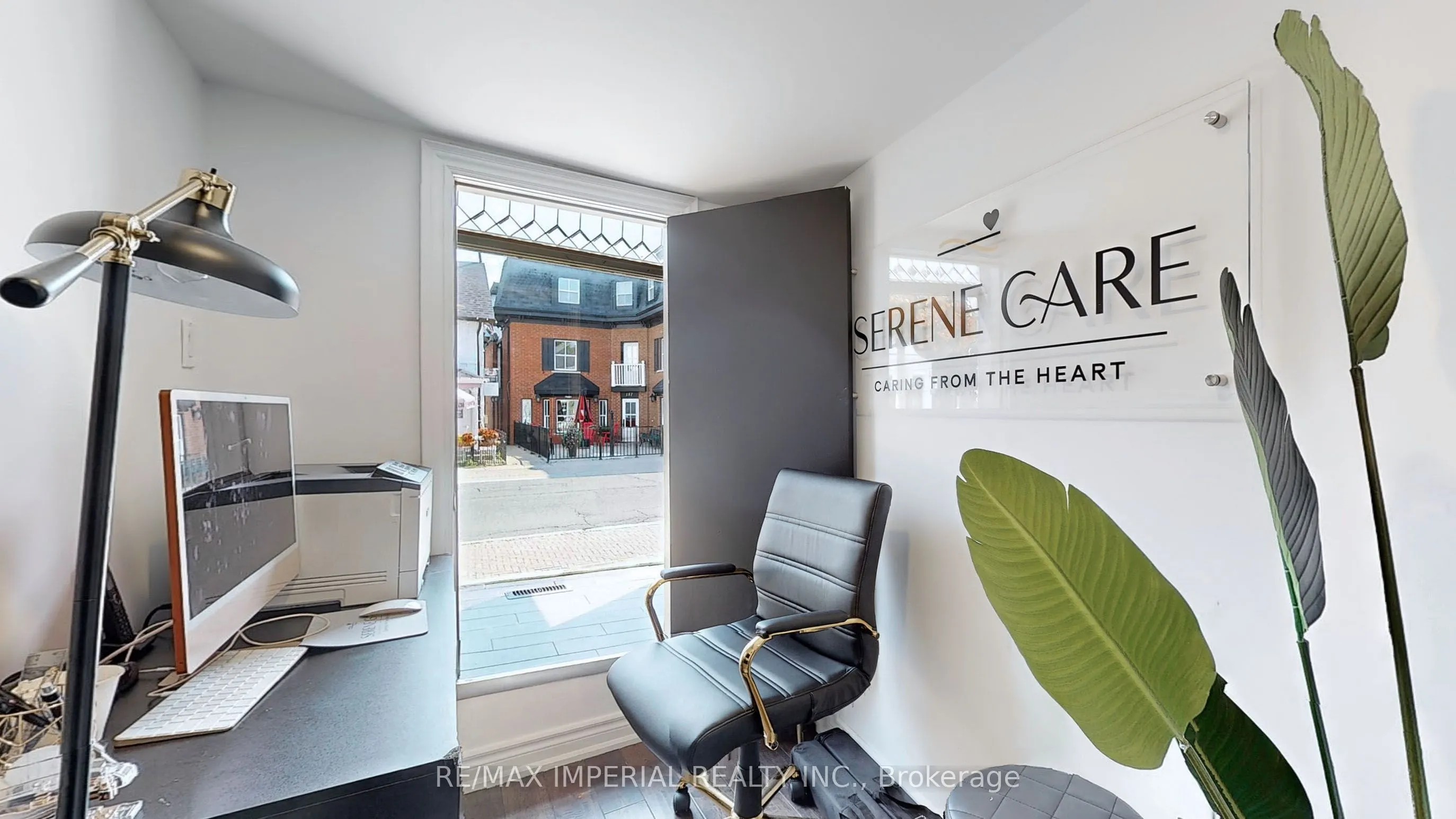 156 Main St Unionville