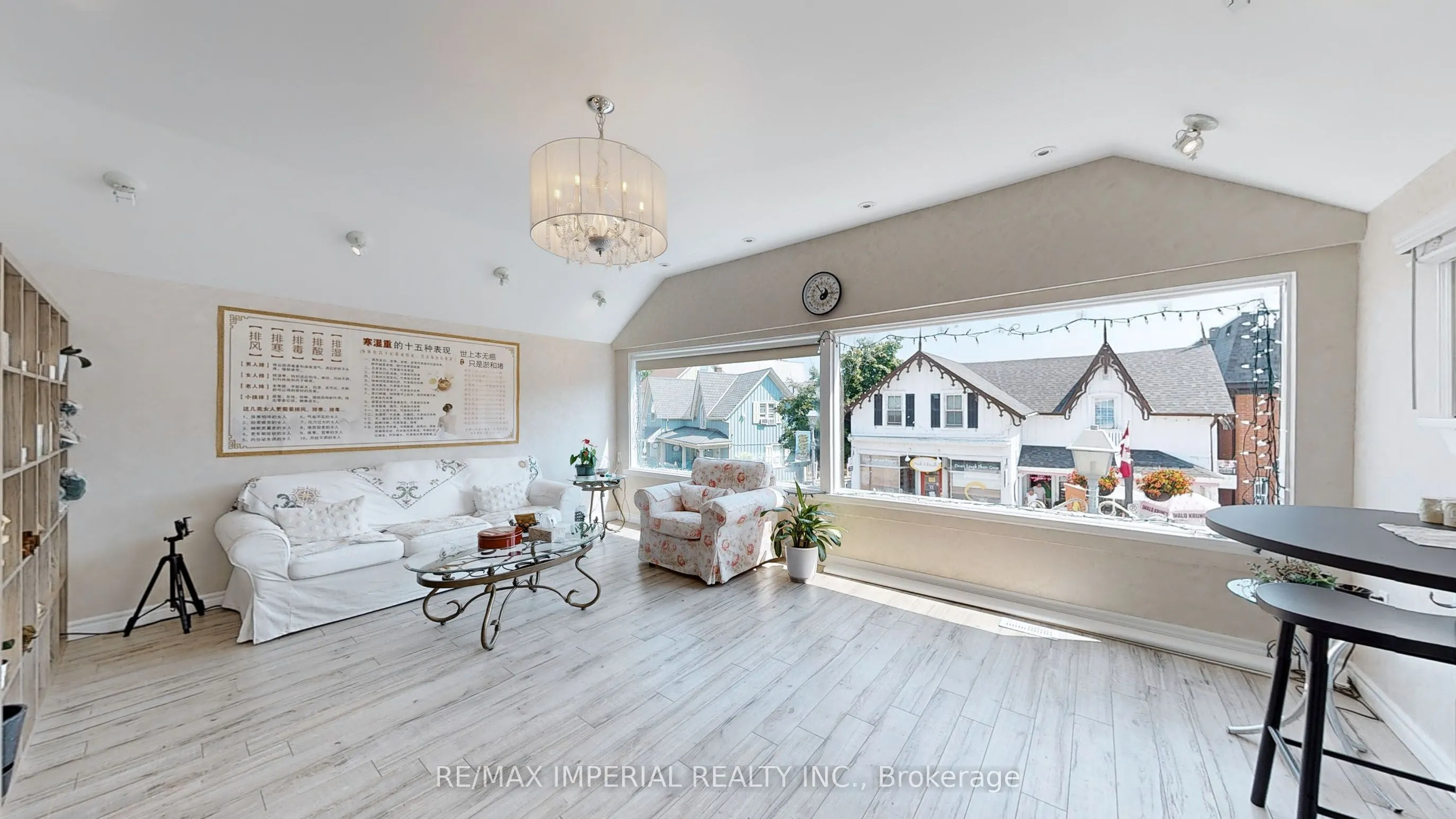 156 Main St Unionville