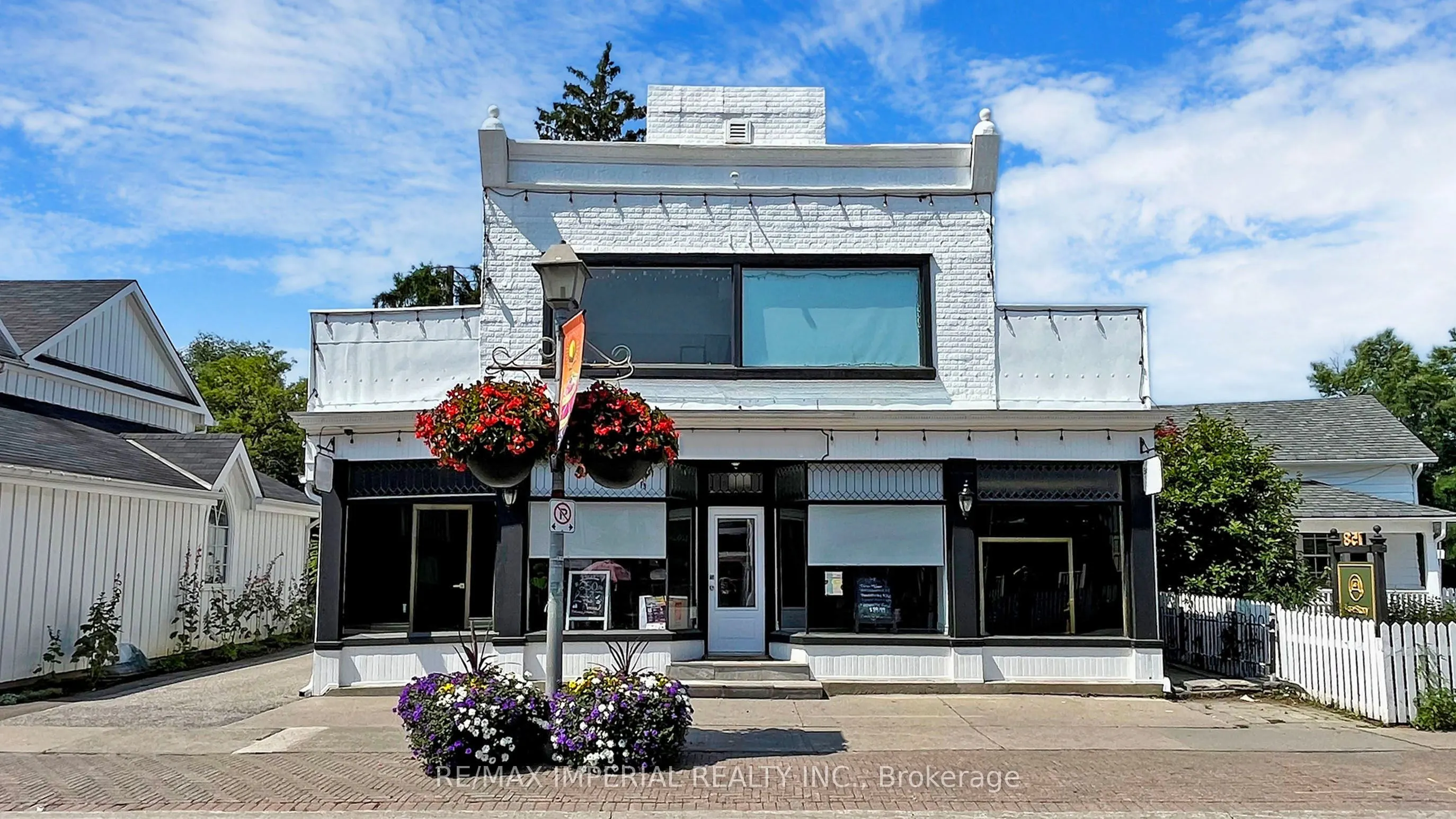 156 Main St Unionville