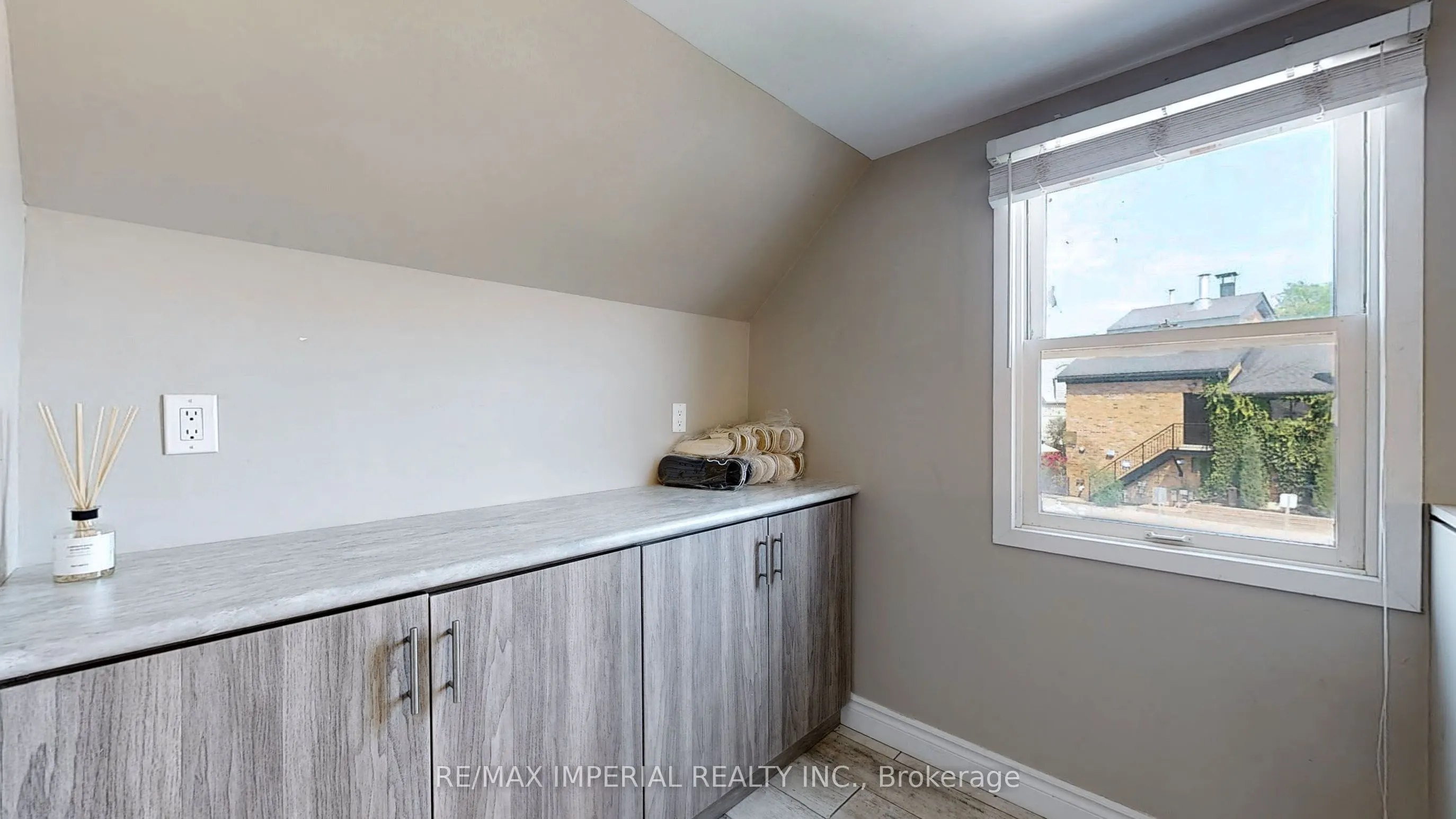 156 Main St Unionville
