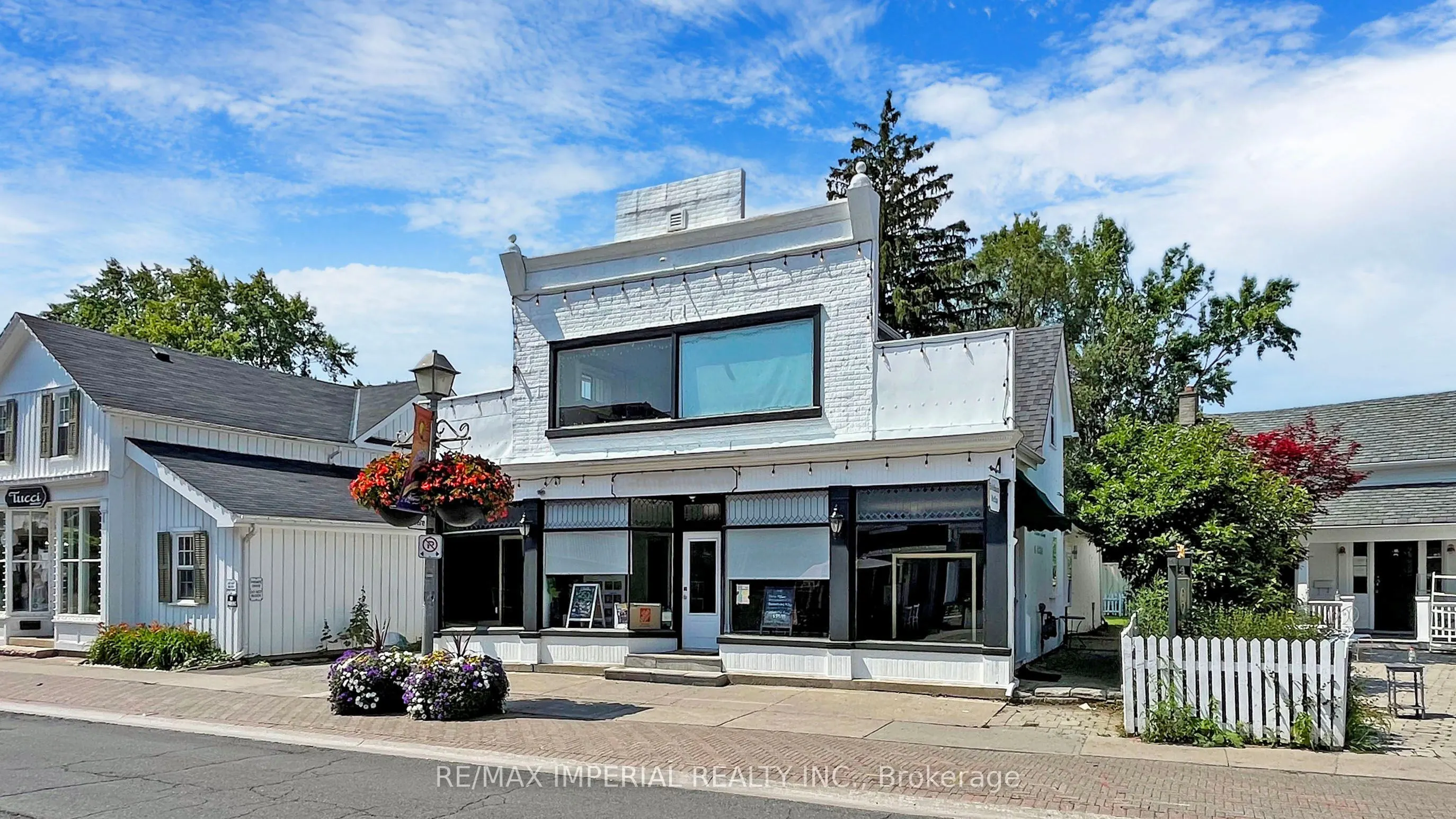 156 Main St Unionville