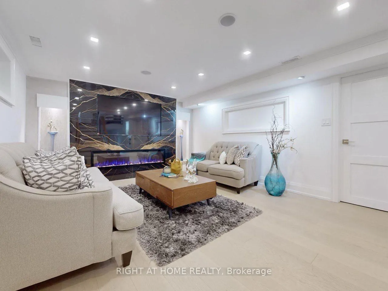 388 Bouchier Street