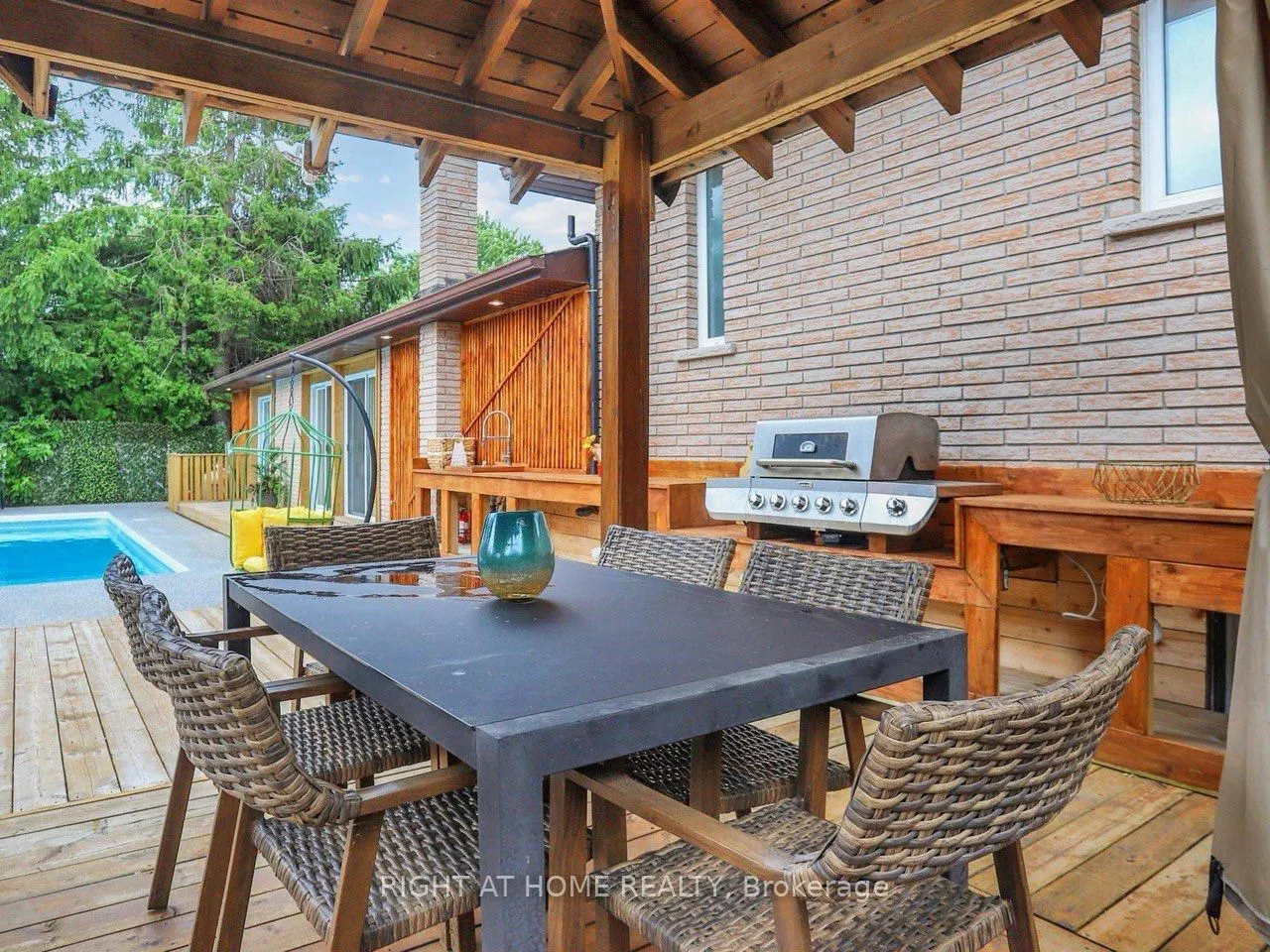 388 Bouchier Street