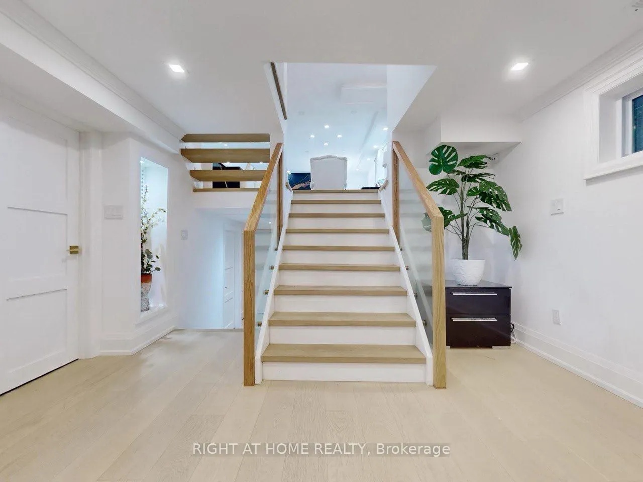 388 Bouchier Street