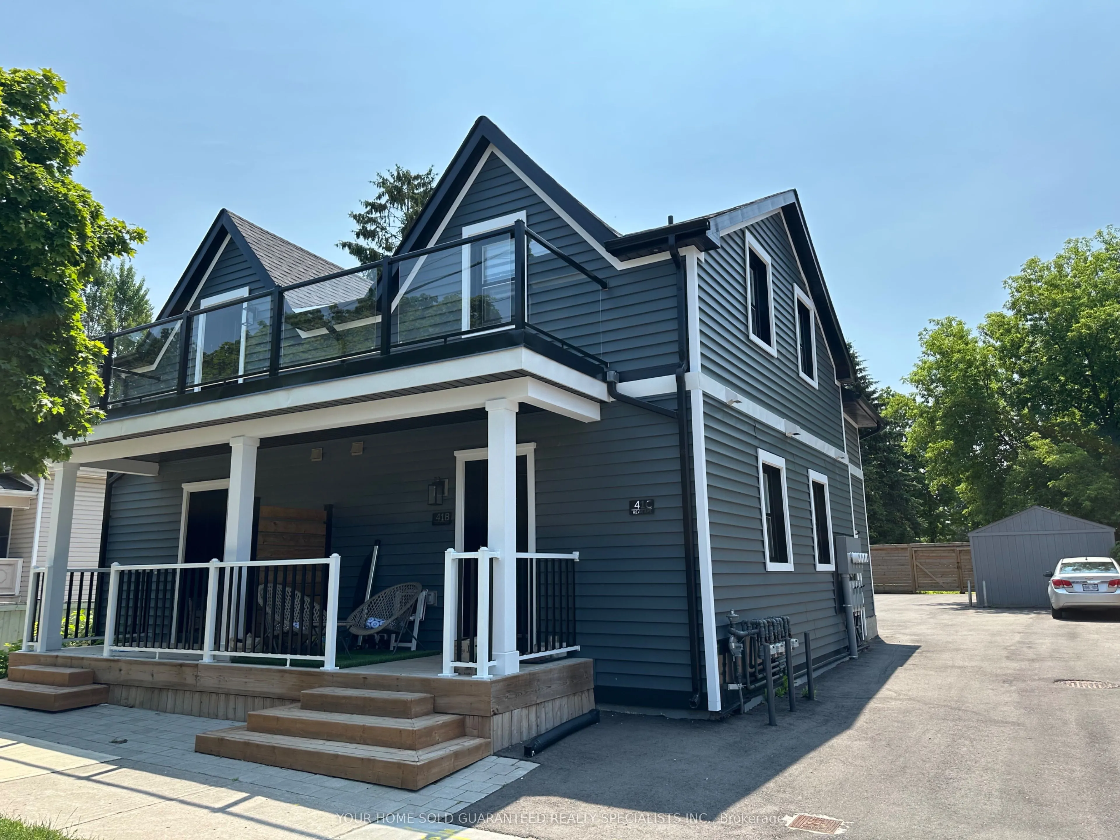 41 Mosley Street, #B