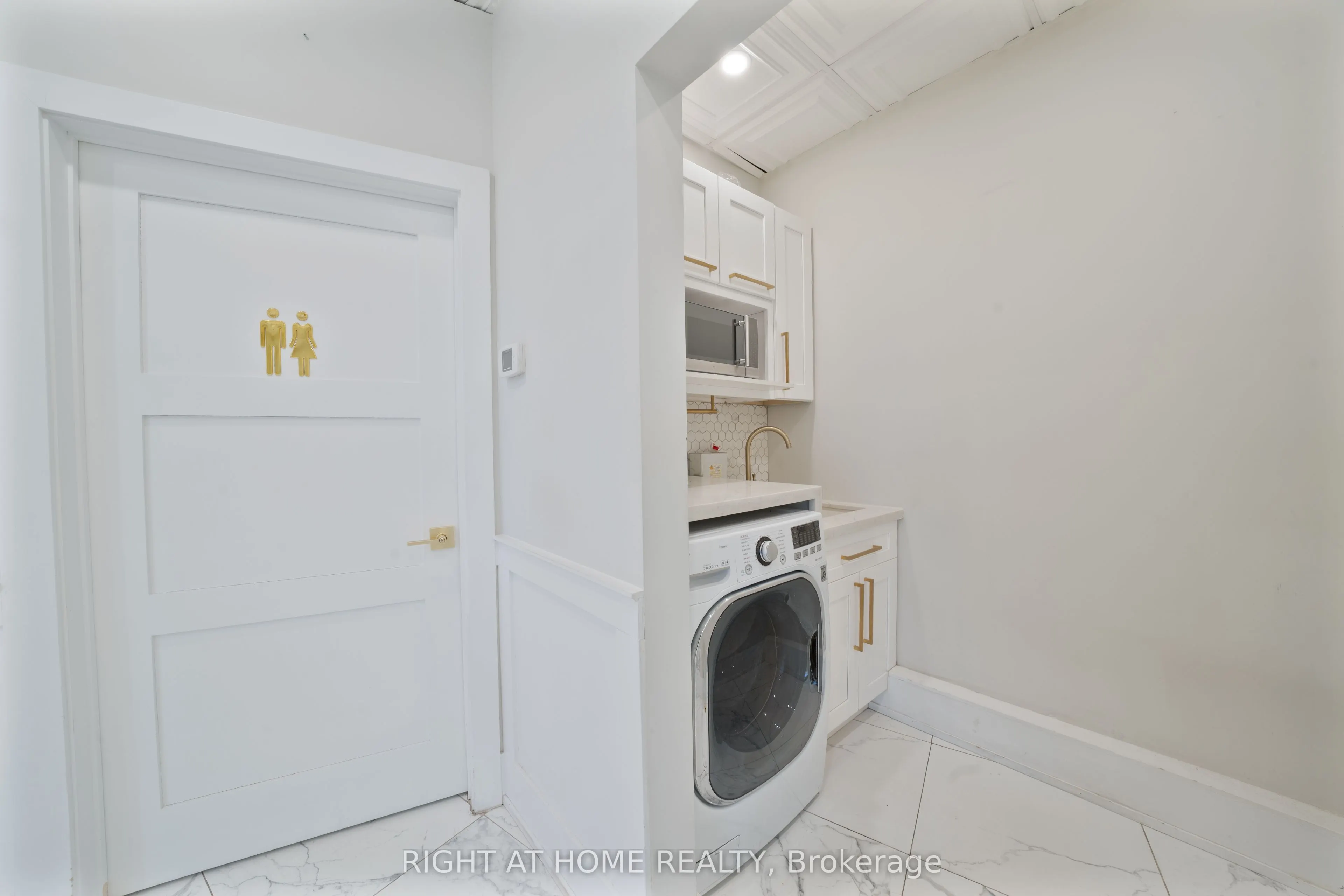 7730 Kipling Avenue, #3