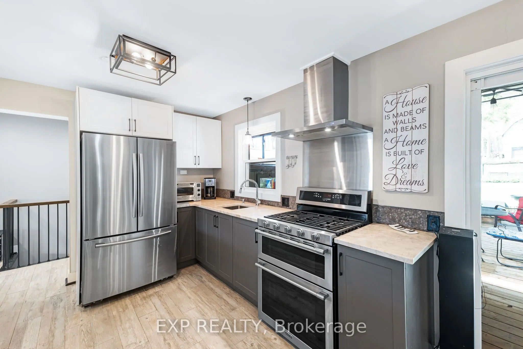 4580 Concession 6 Road