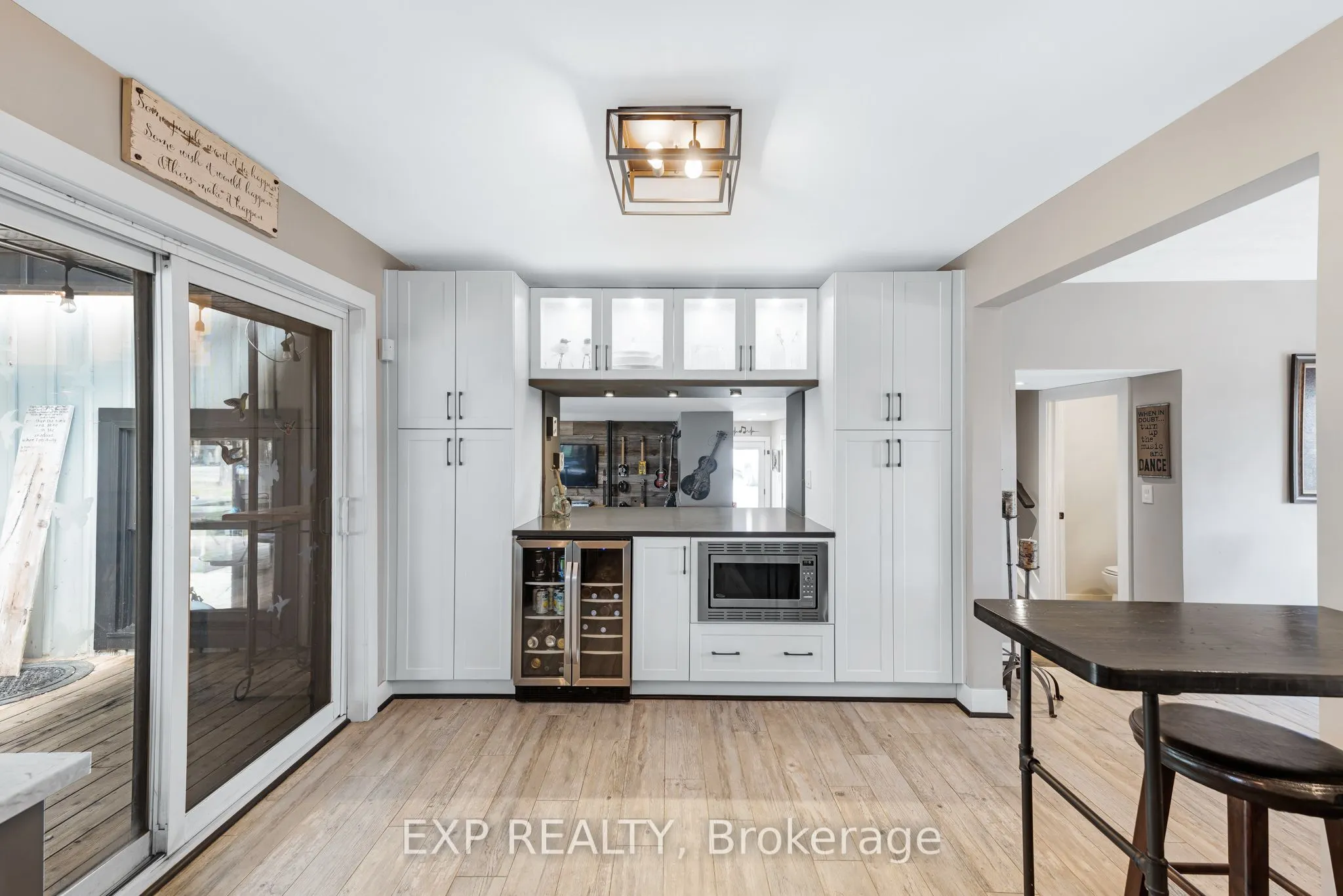 4580 Concession 6 Road