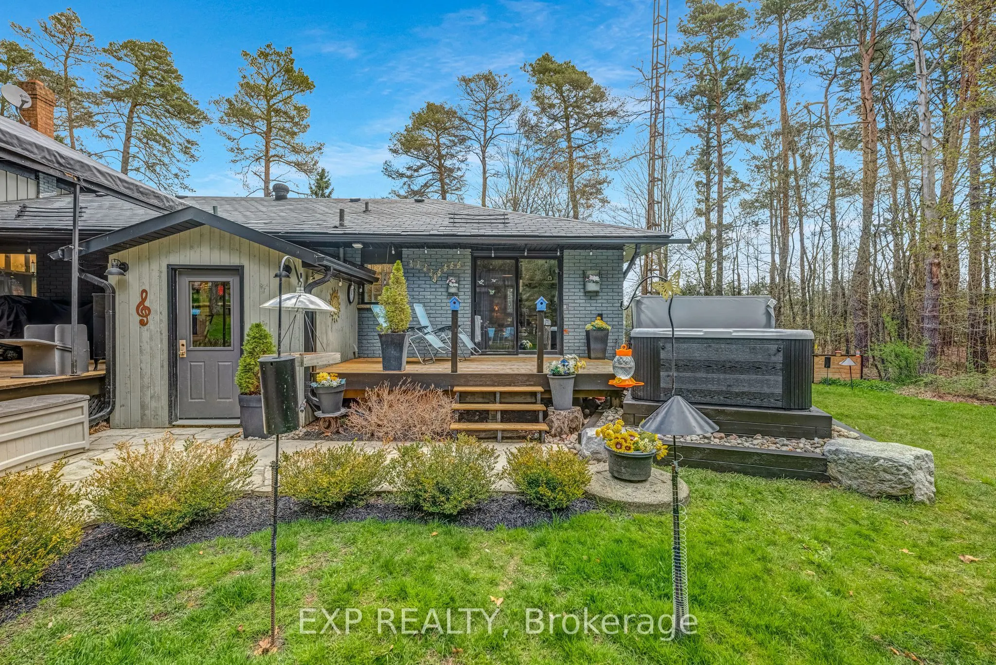 4580 Concession 6 Road