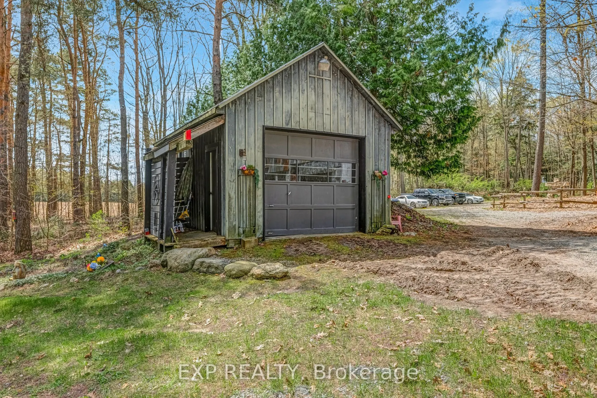 4580 Concession 6 Road