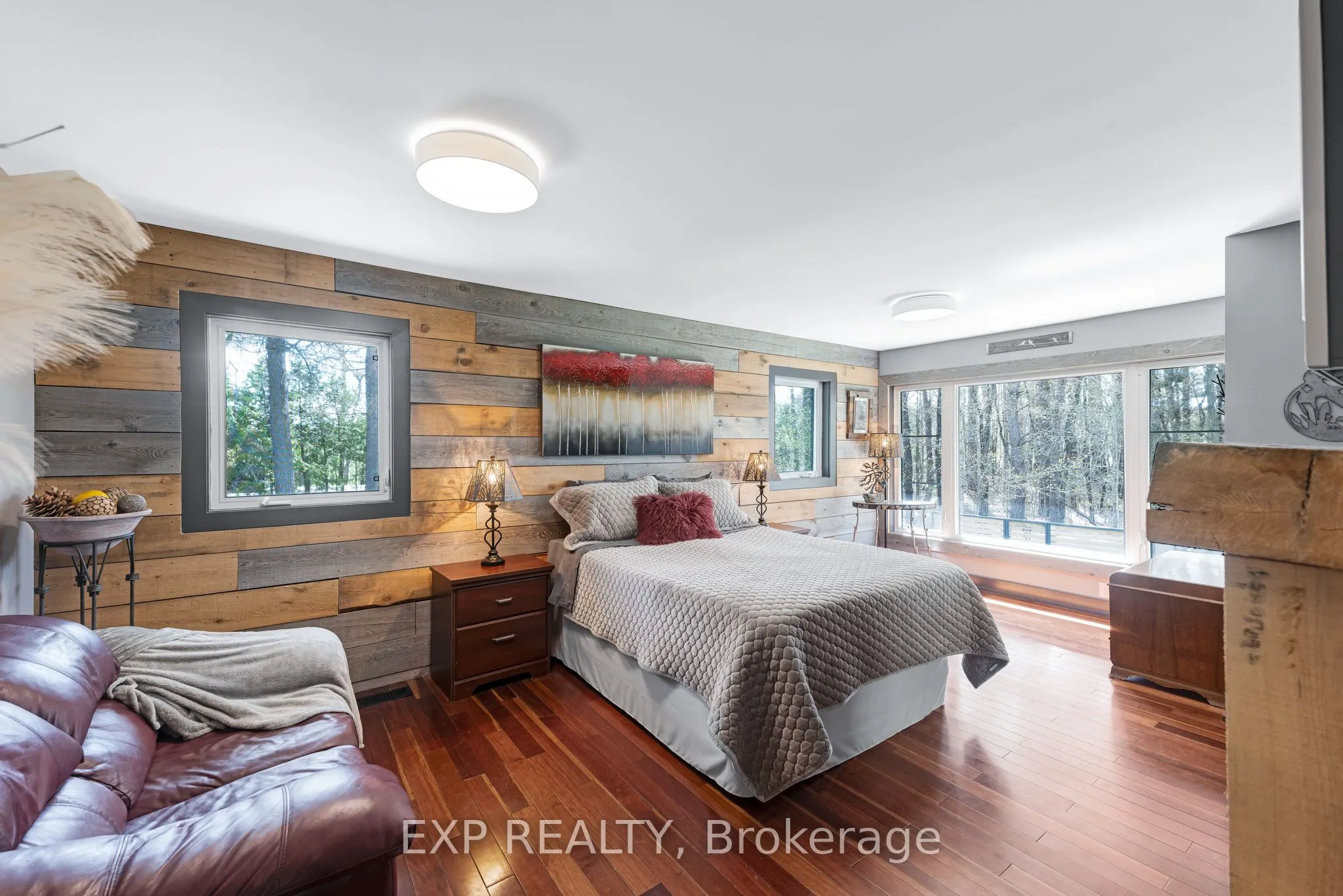 4580 Concession 6 Road