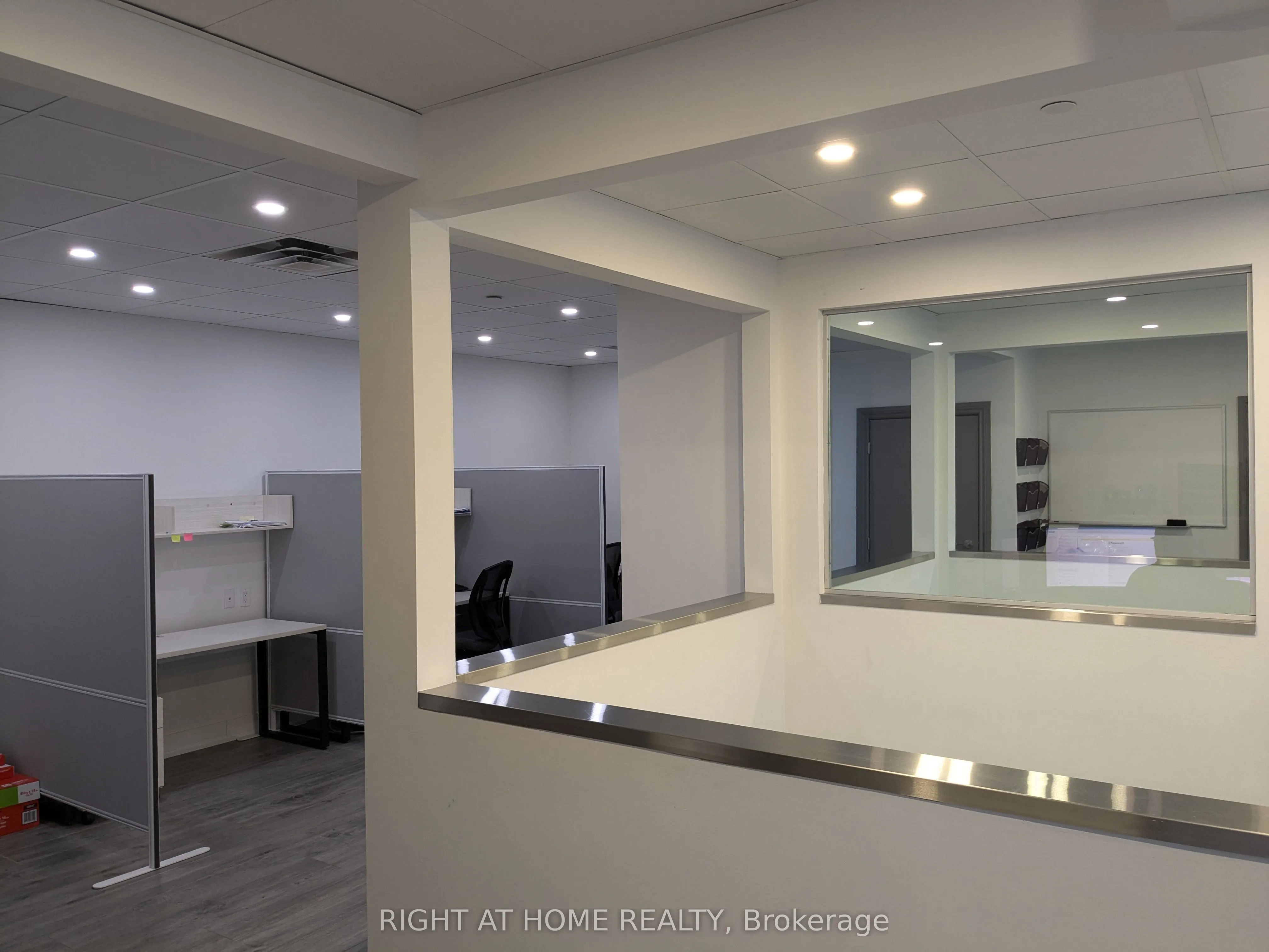 23 McCleary Court, #19/20