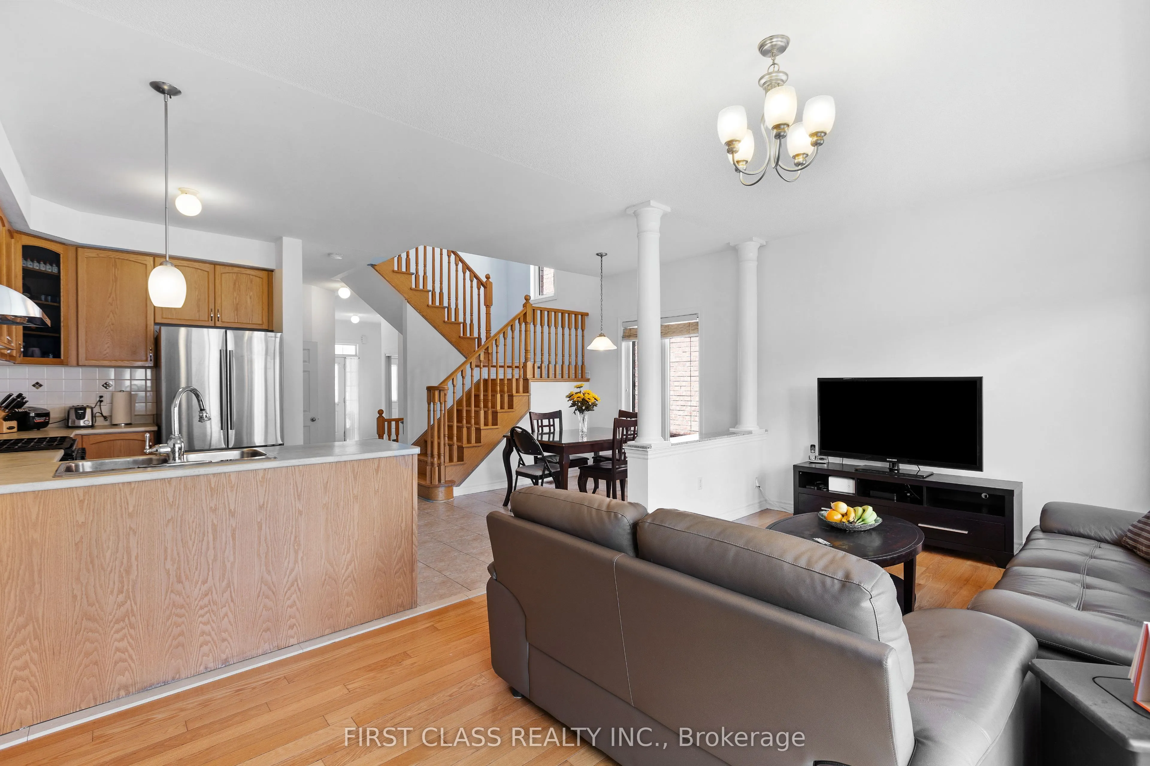 74 Evershot Crescent