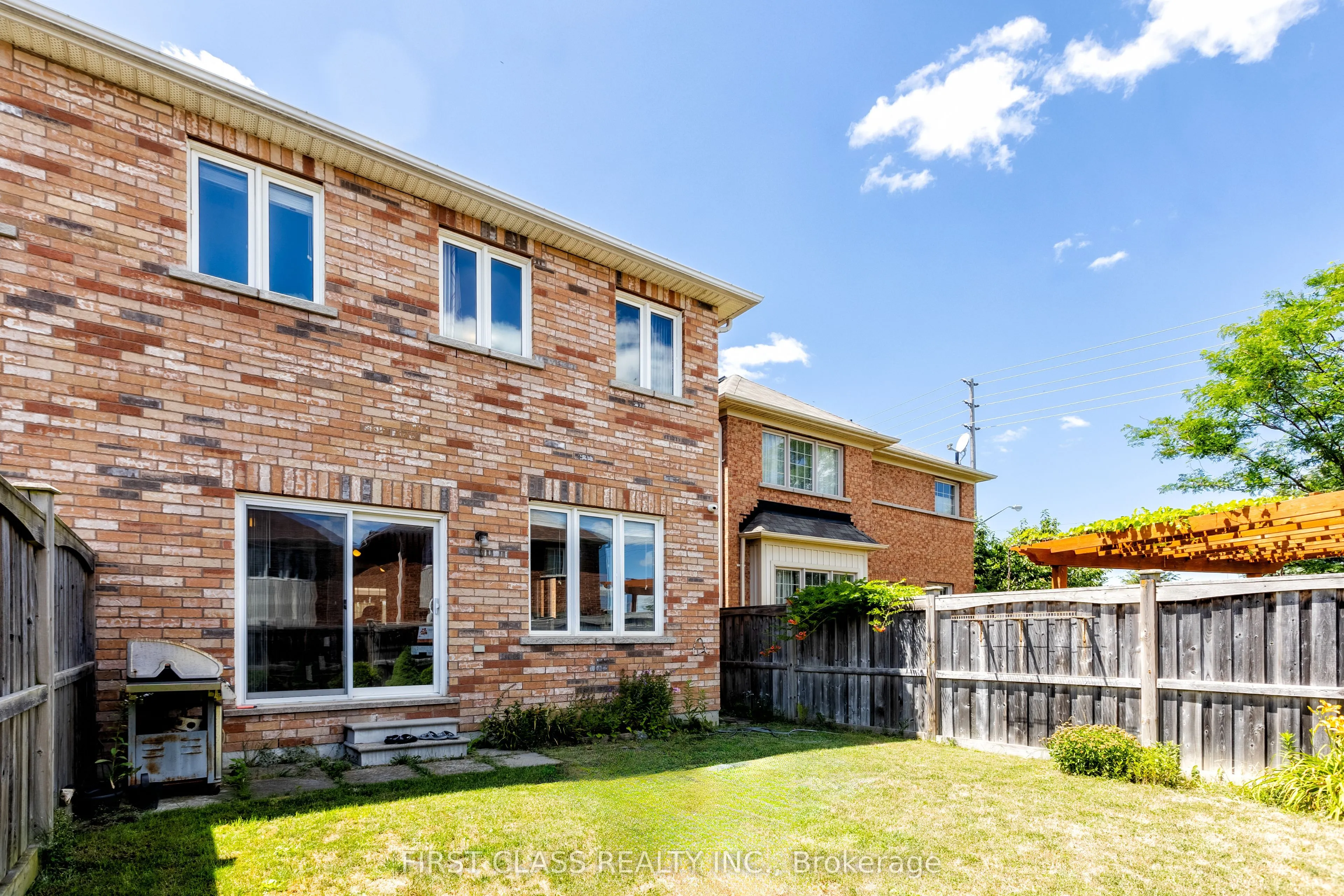 74 Evershot Crescent