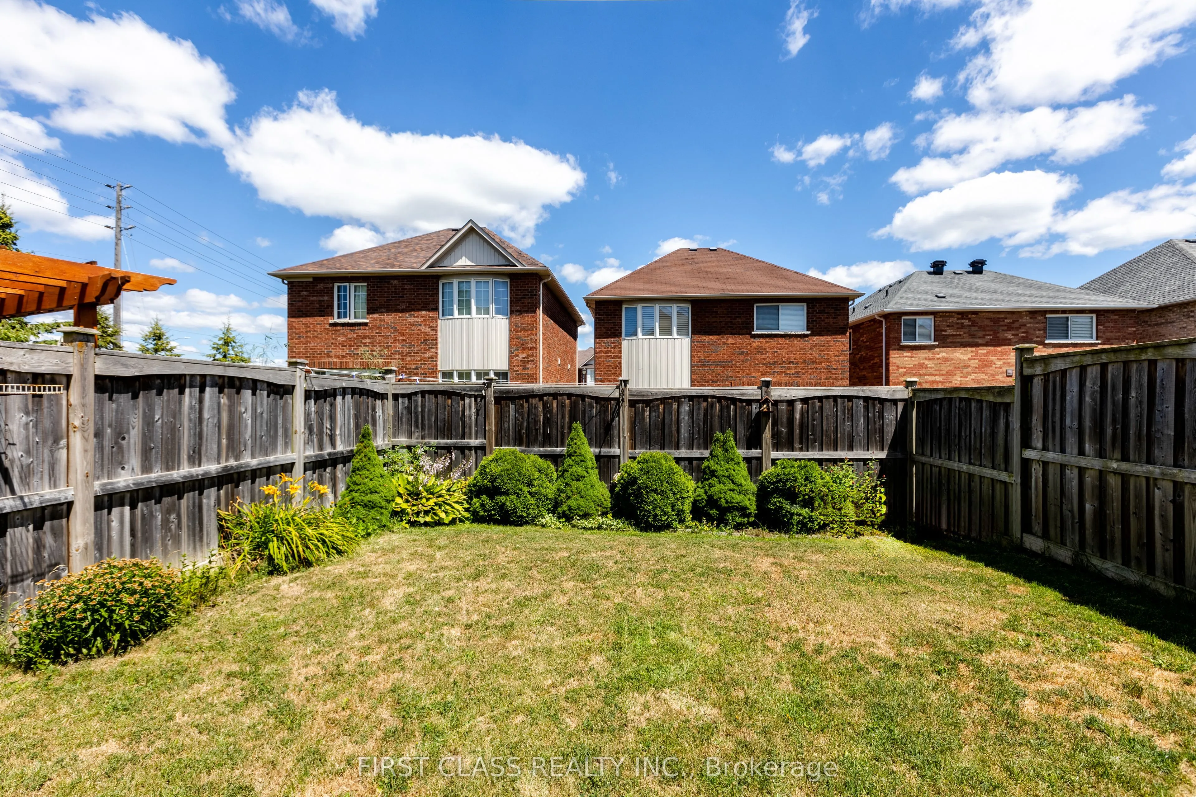 74 Evershot Crescent