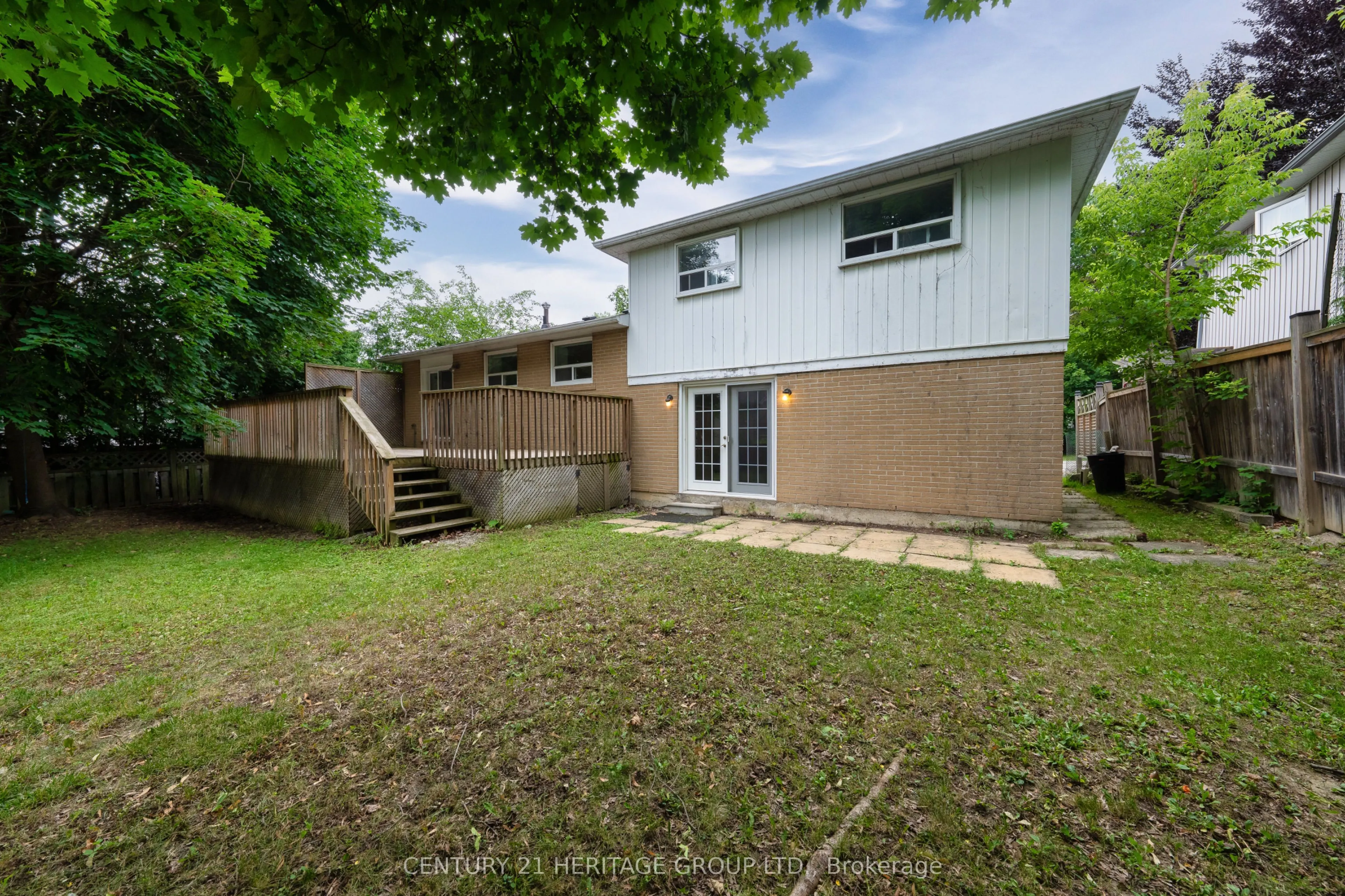 2 Hill Drive