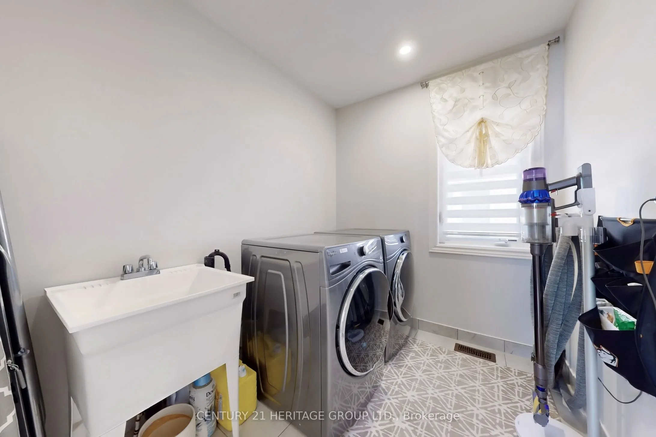 12 Tupling Street