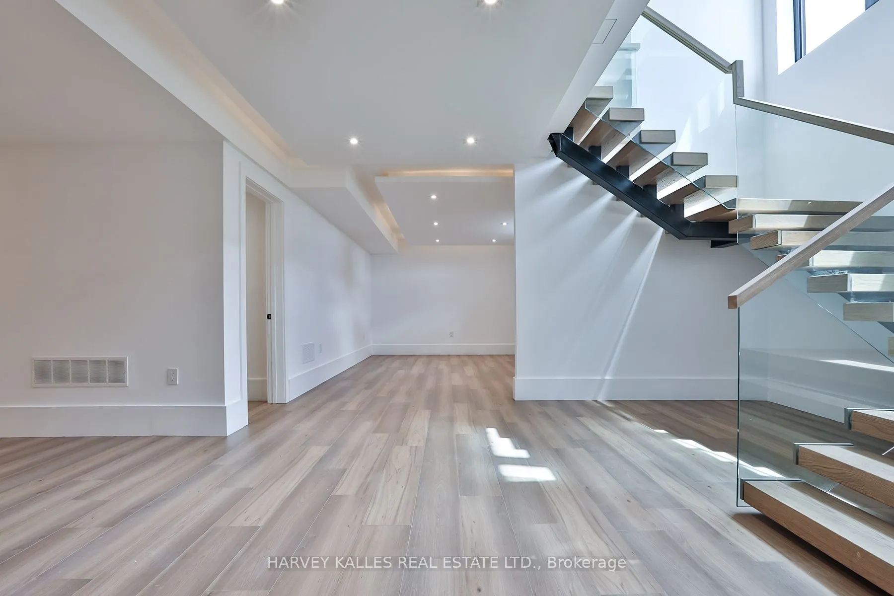 18 Lincolnville Lane