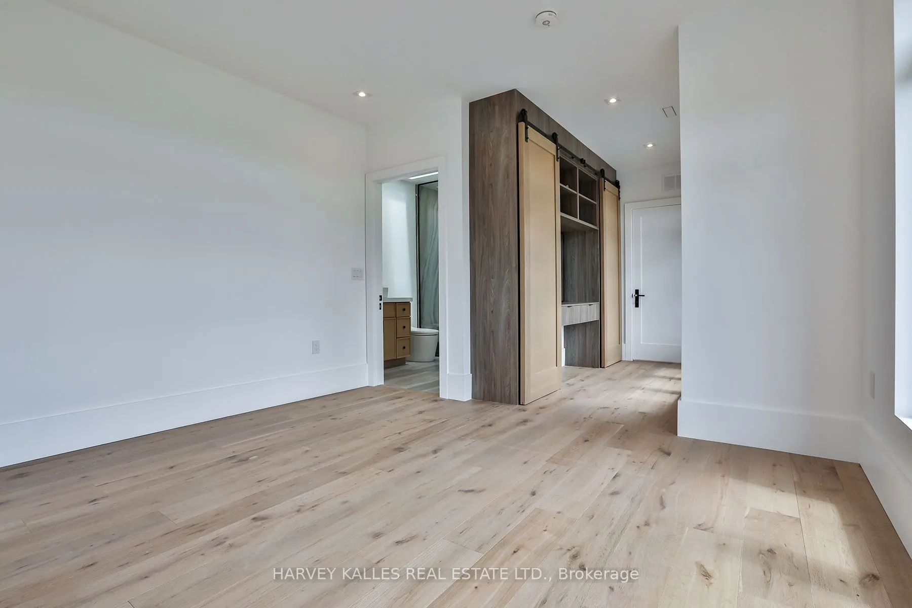 18 Lincolnville Lane