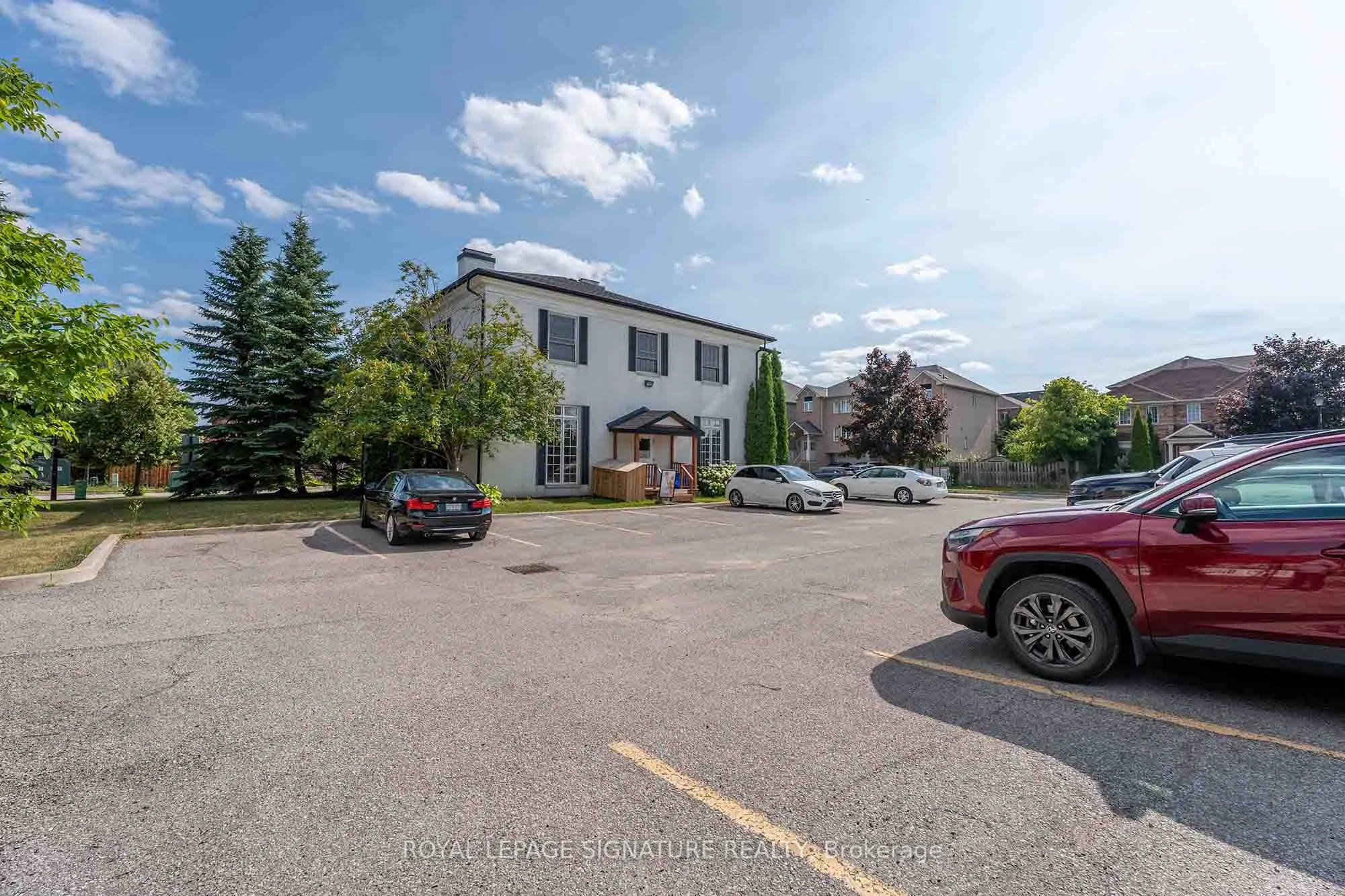 83 Dawson Manor Boulevard