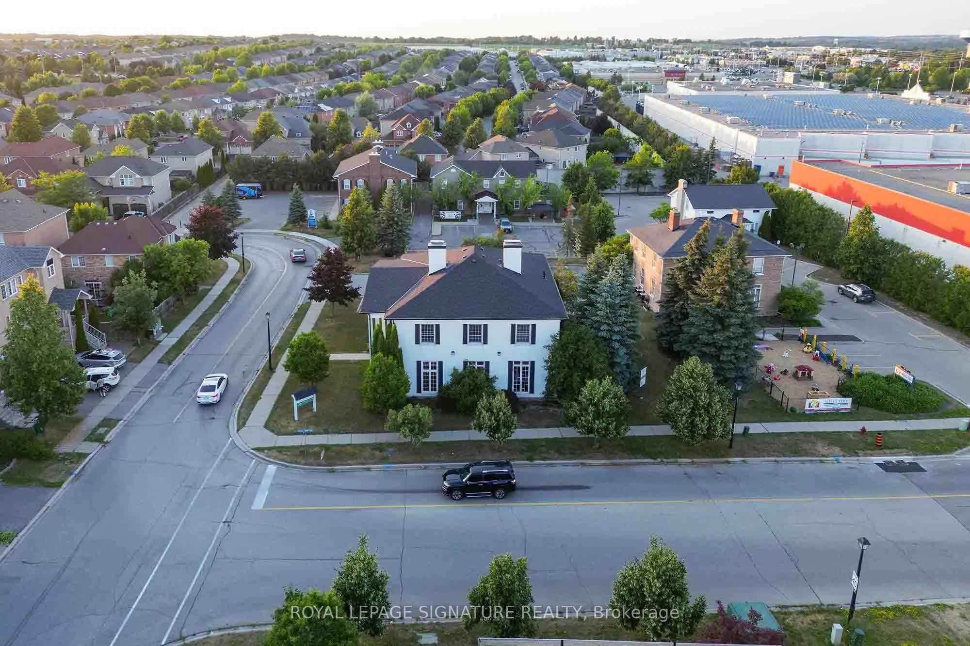83 Dawson Manor Boulevard