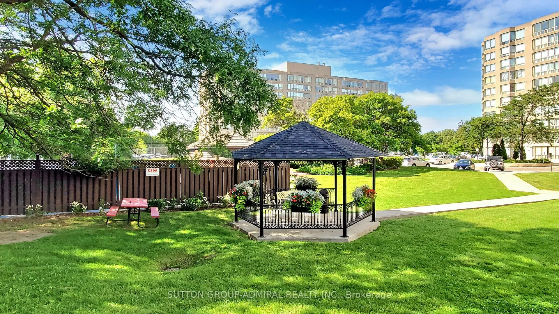 175 Cedar Avenue, #410