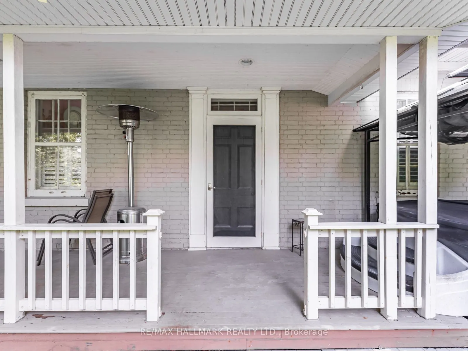 71 Trench Street