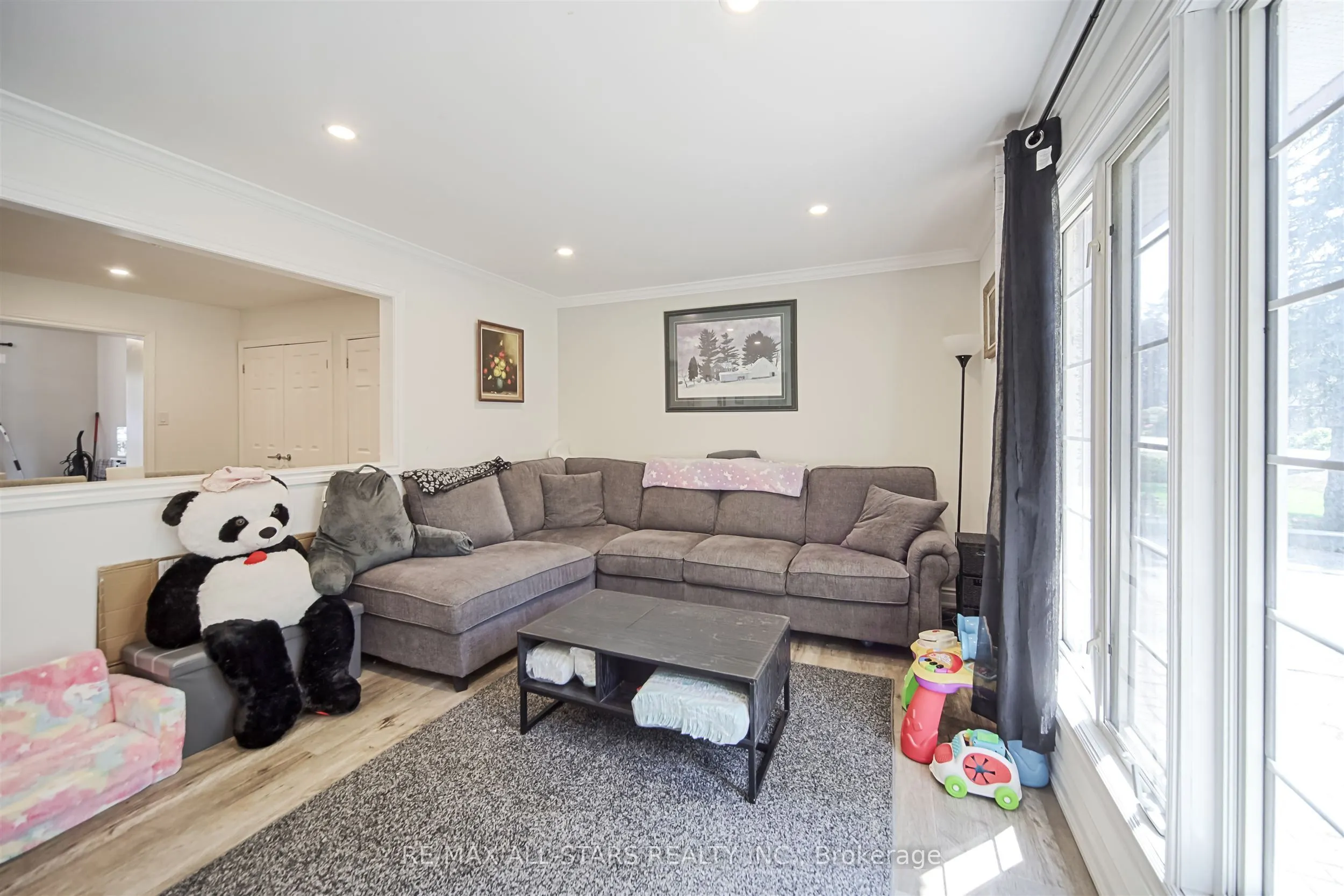 354 ADELINE Drive
