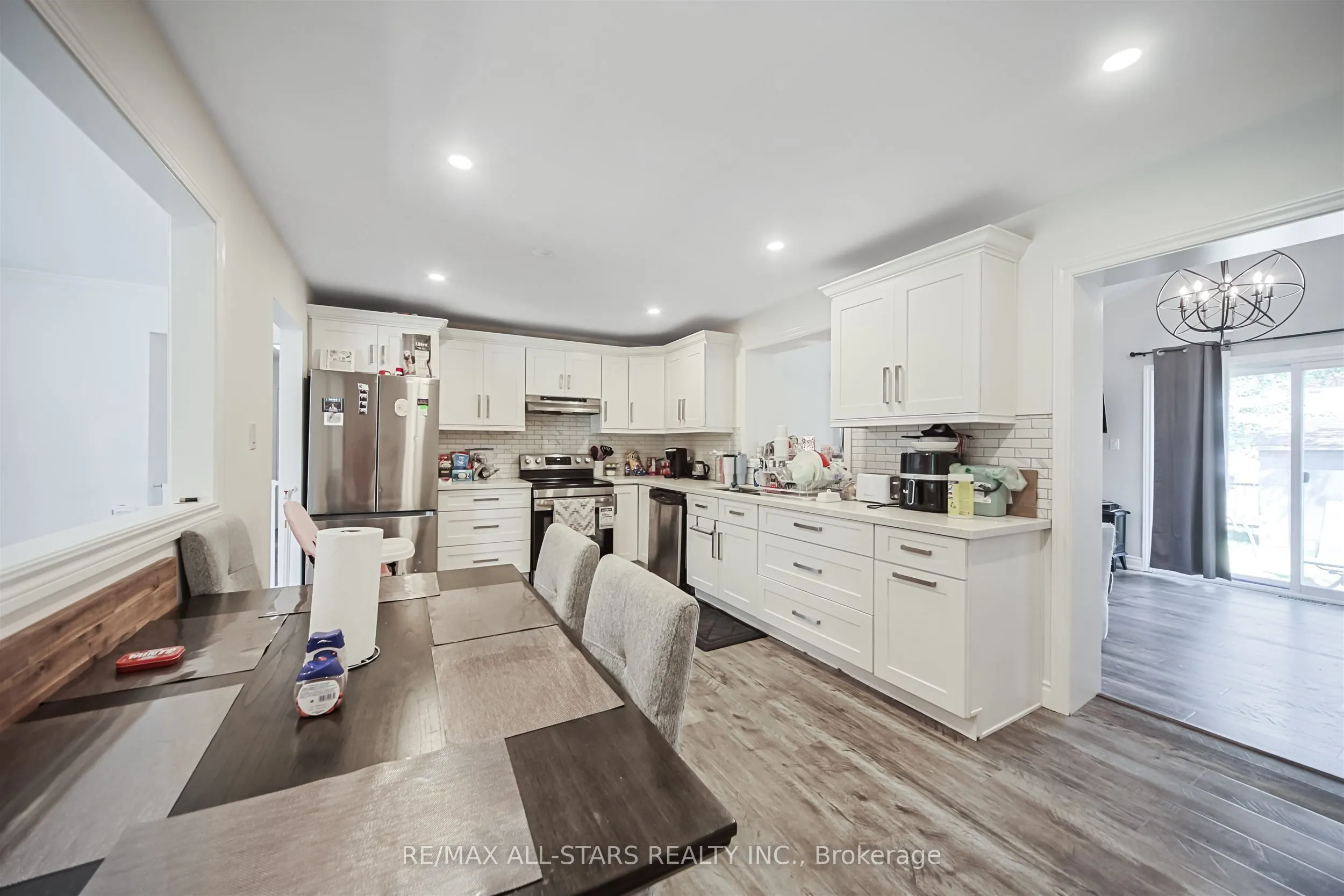 354 ADELINE Drive