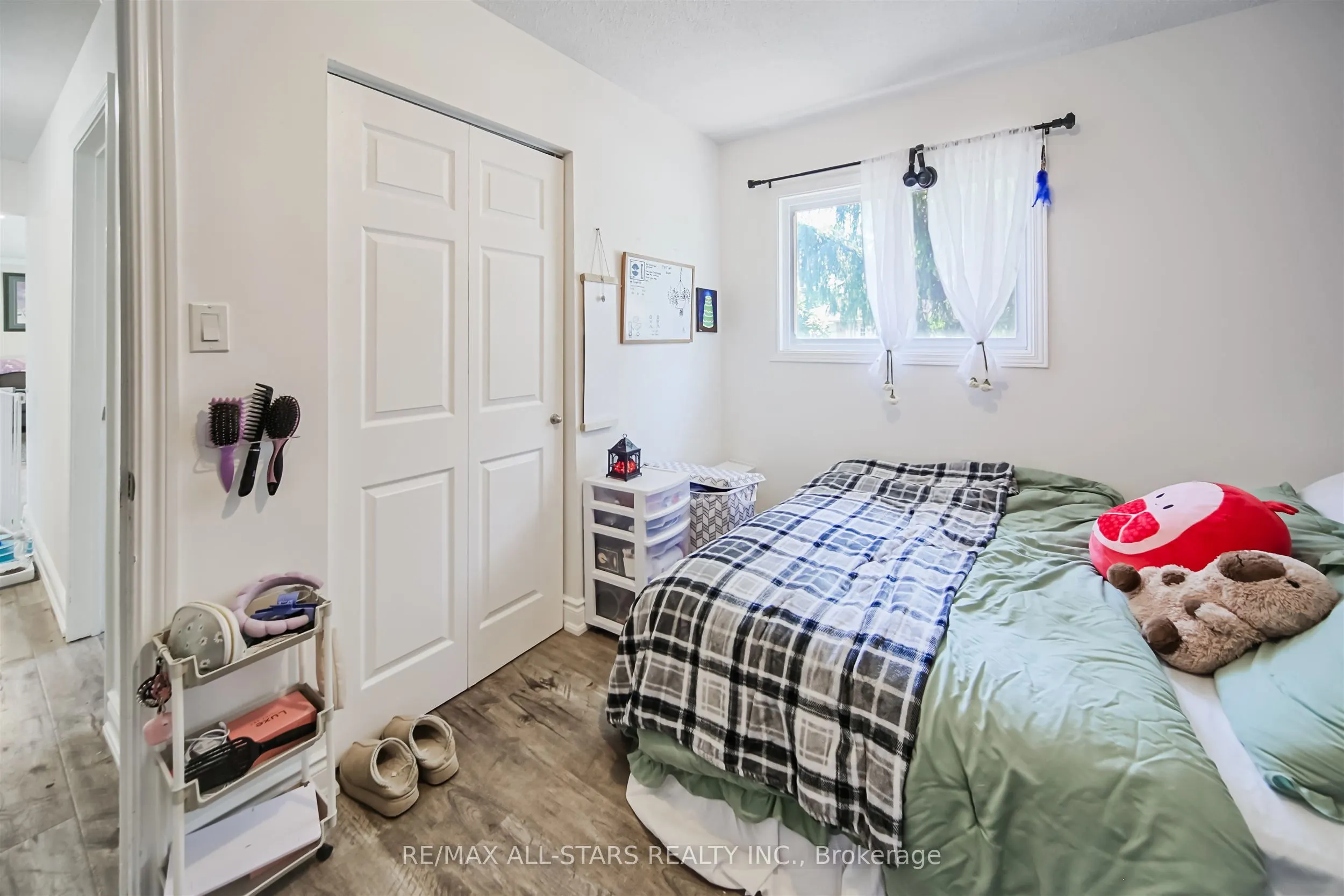 354 ADELINE Drive