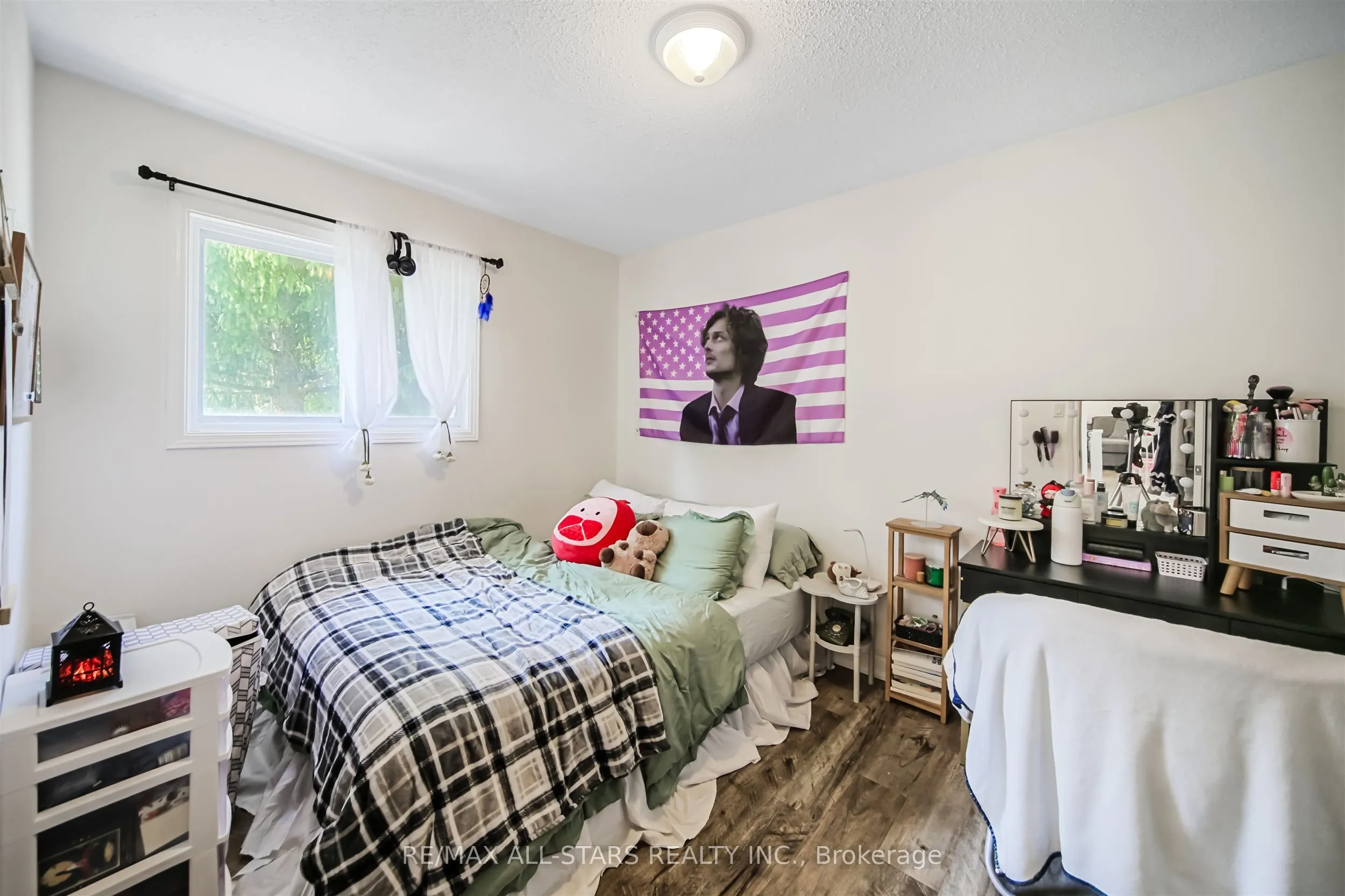354 ADELINE Drive