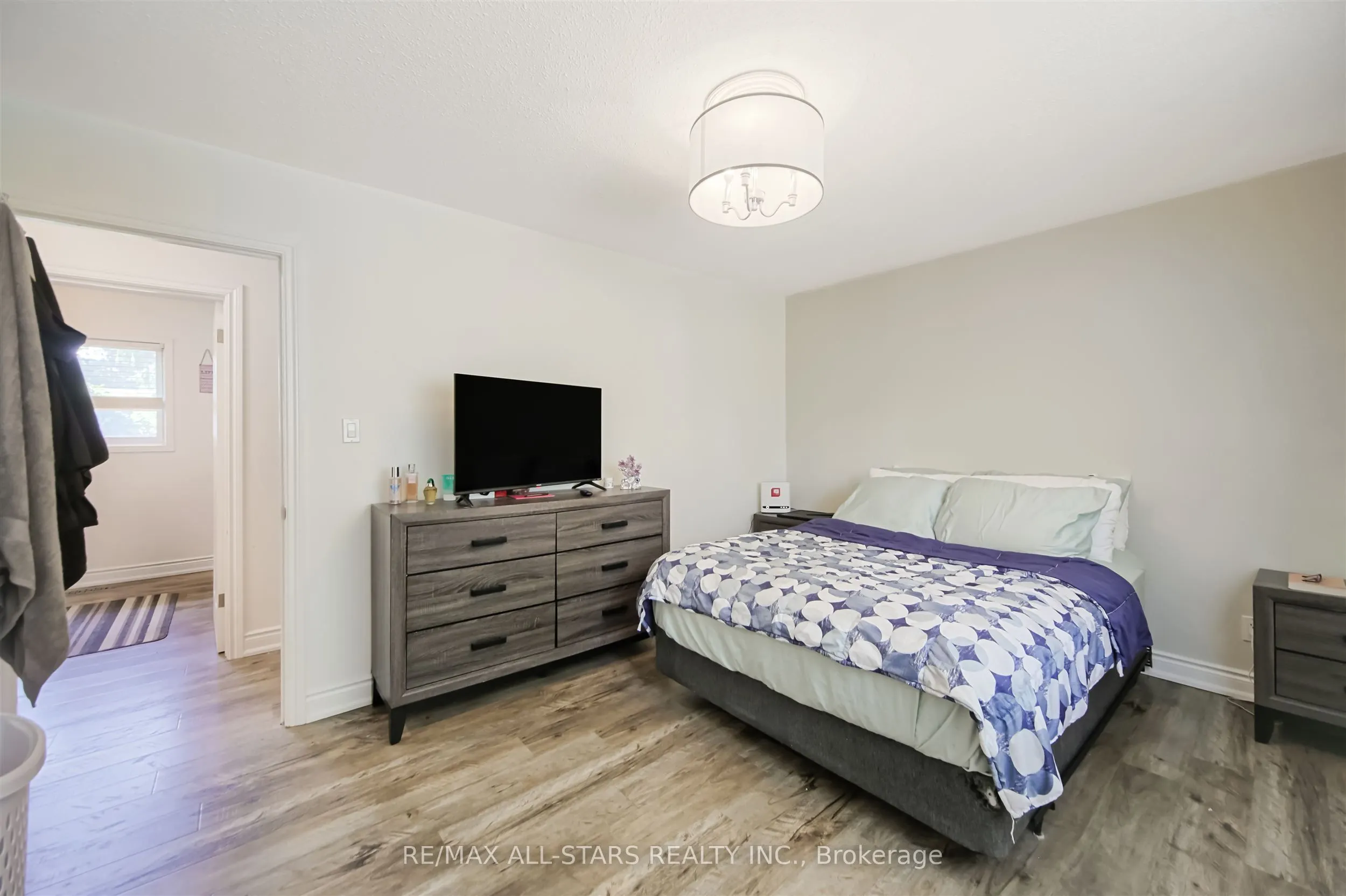 354 ADELINE Drive