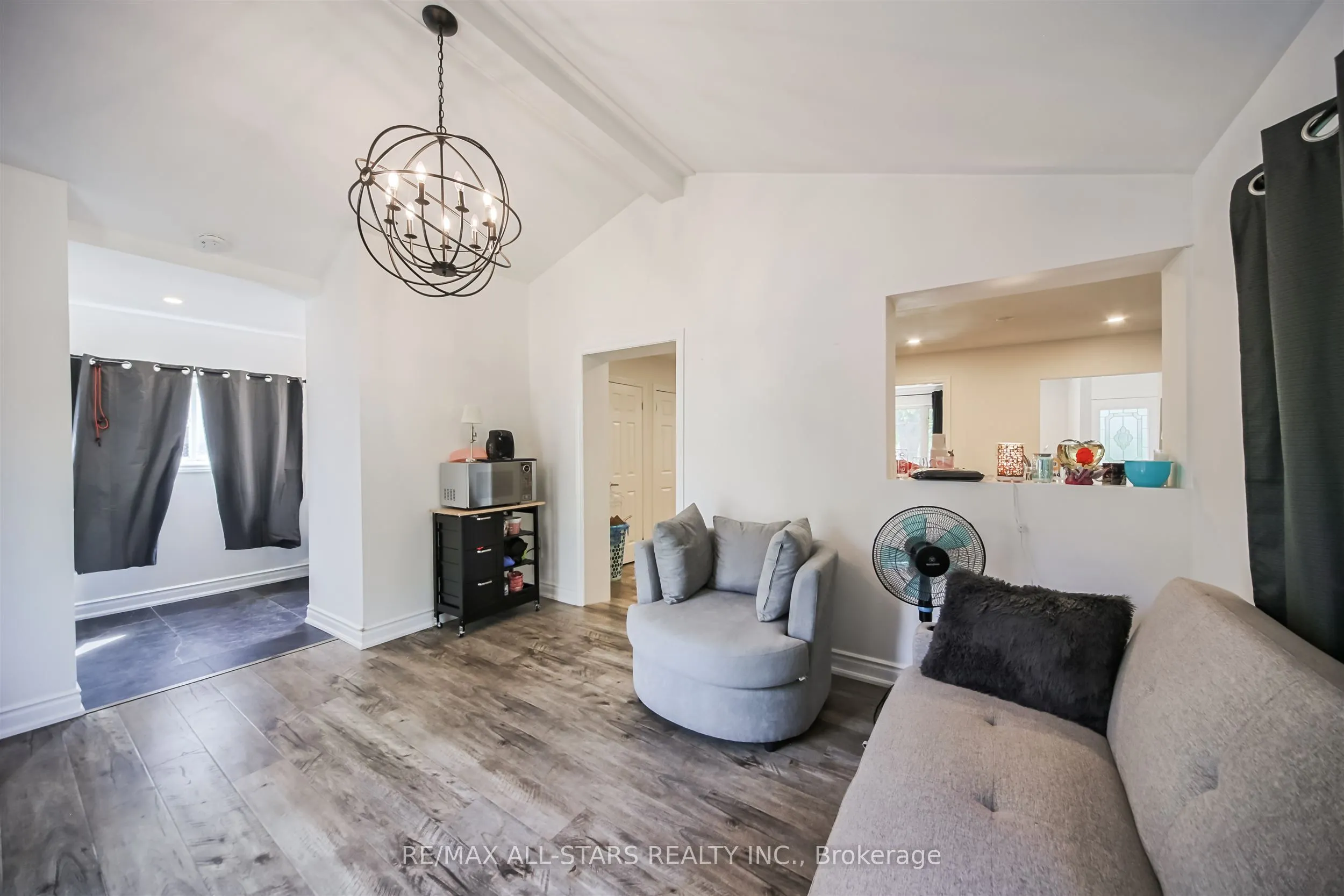 354 ADELINE Drive